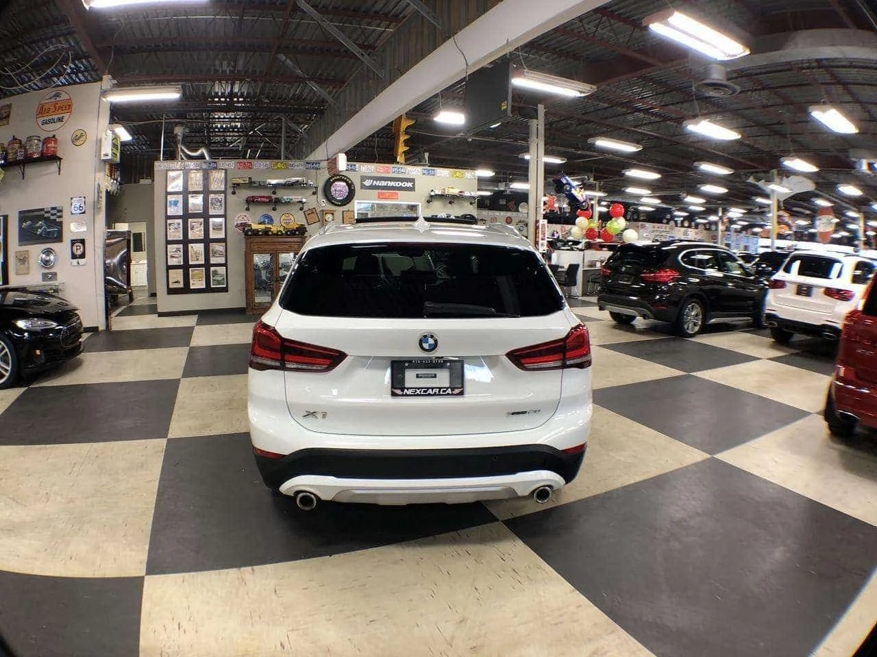 BMW X1 xDrive28i * LEATHER PAN/ROOF NAV B/SPOT L/ASSIST C, снимка 6 - Автомобили и джипове - 54454738