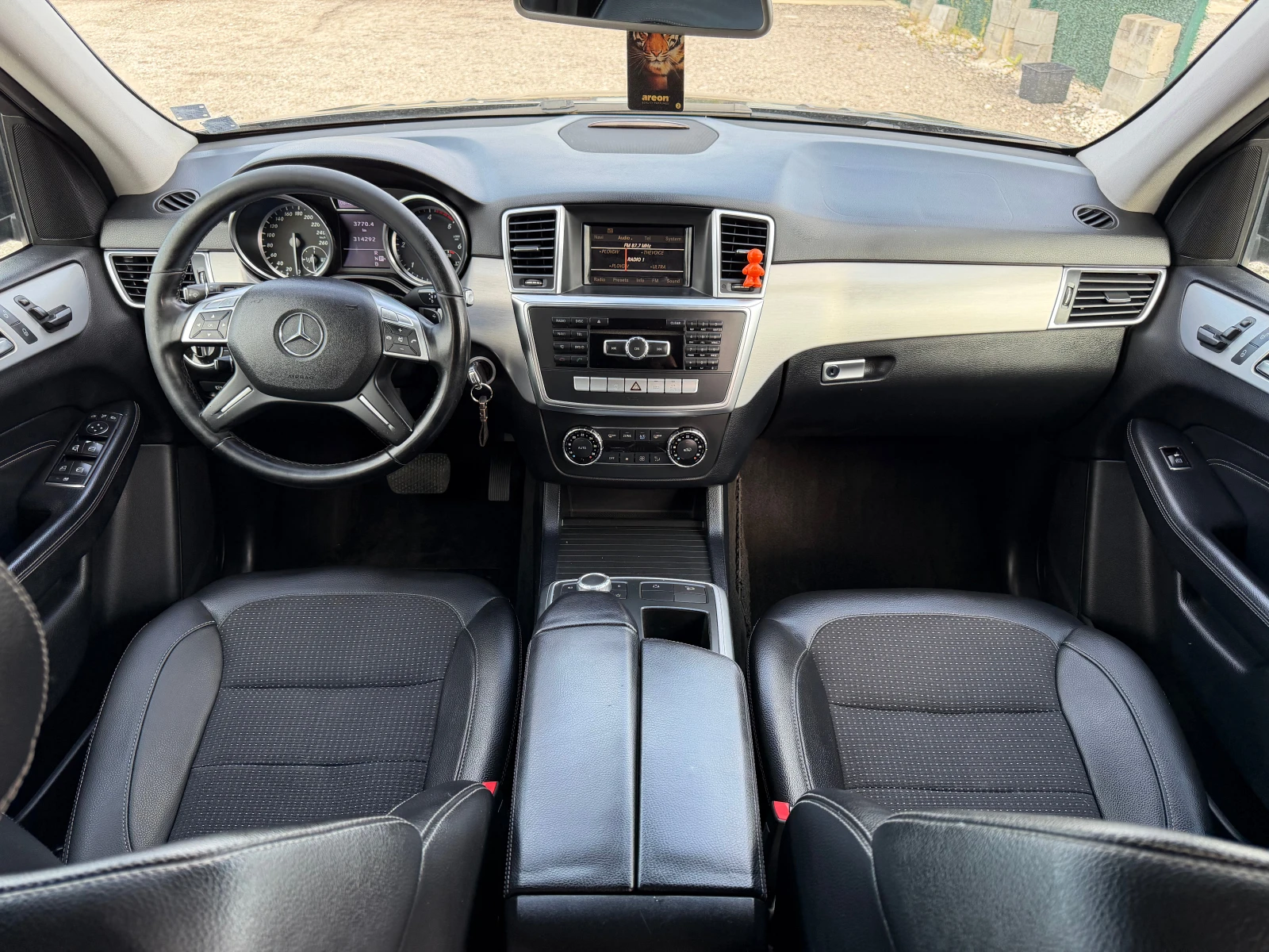 Mercedes-Benz ML 250 4 MATIC, снимка 7 - Автомобили и джипове - 54639089