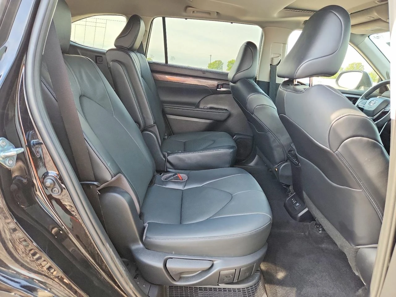 Toyota Highlander HYBRID LIMITED AWD !FULL!, снимка 11 - Автомобили и джипове - 55184505