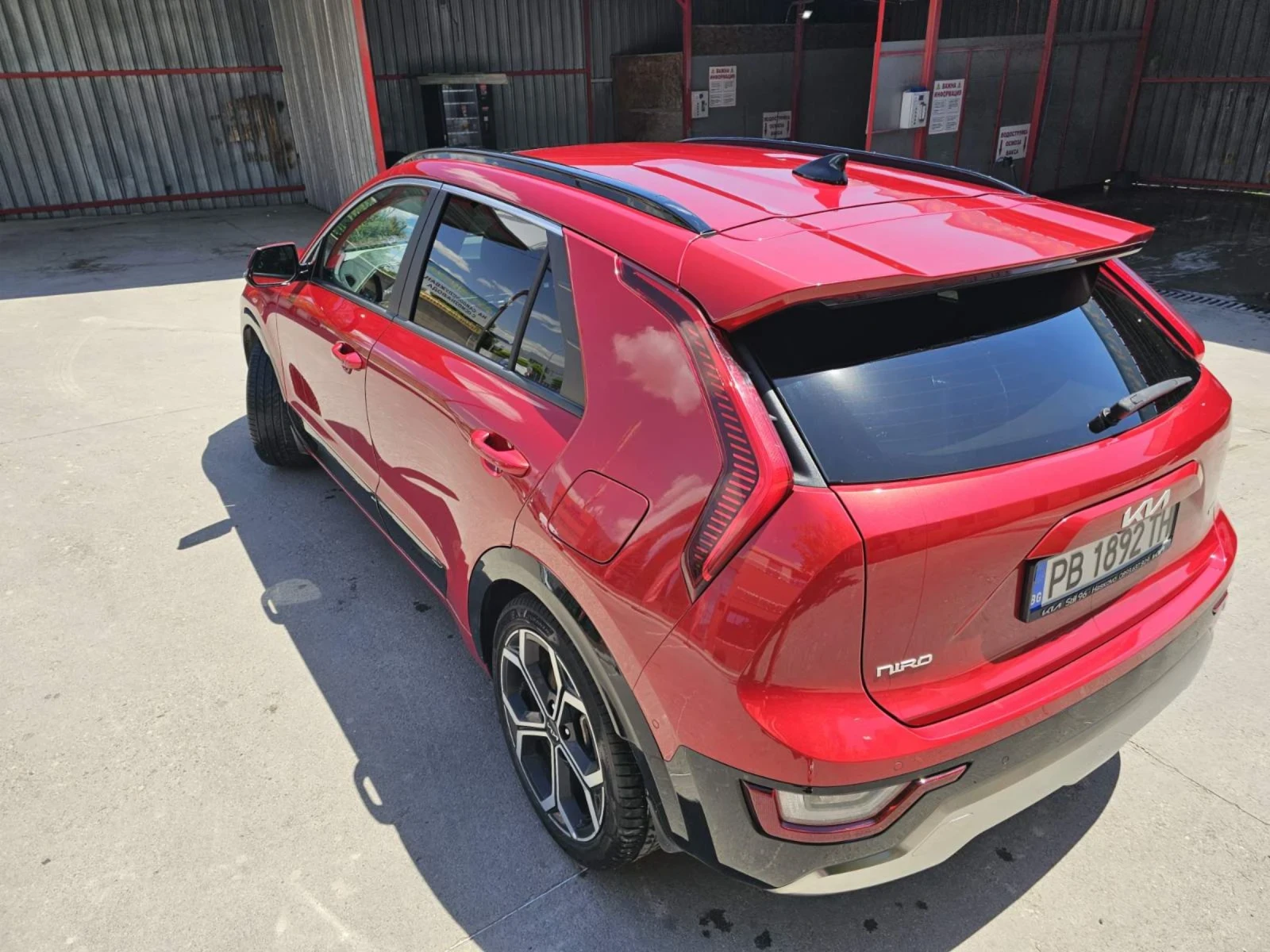 Kia Niro Limited , снимка 7 - Автомобили и джипове - 55324440