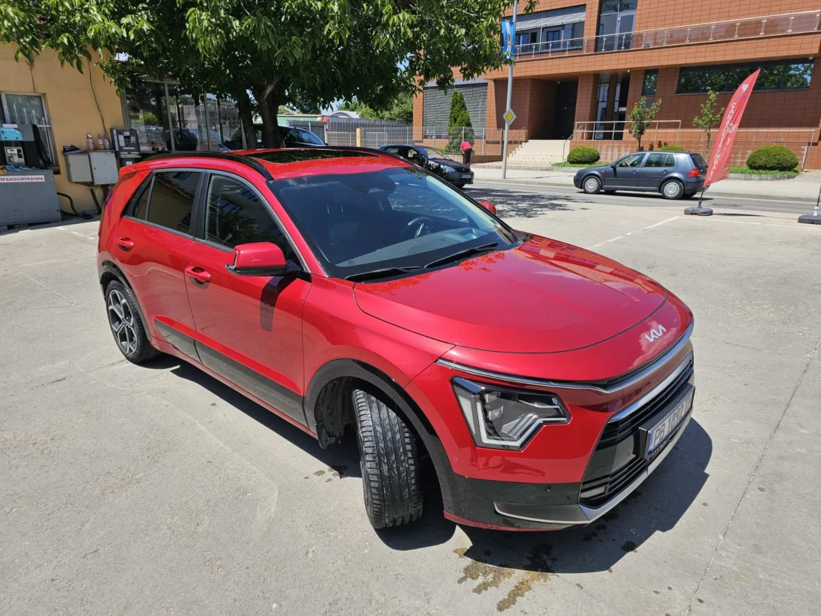 Kia Niro Limited , снимка 2 - Автомобили и джипове - 55324440