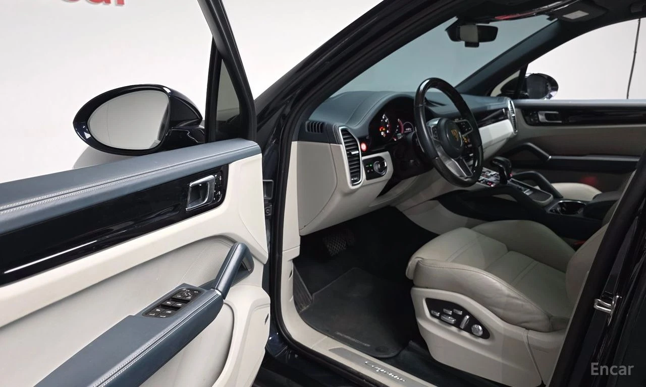 Porsche Cayenne ОБДУХВАНЕ * ДИСТРОНИК * HEAD-UP * BOSE* , снимка 15 - Автомобили и джипове - 55361766