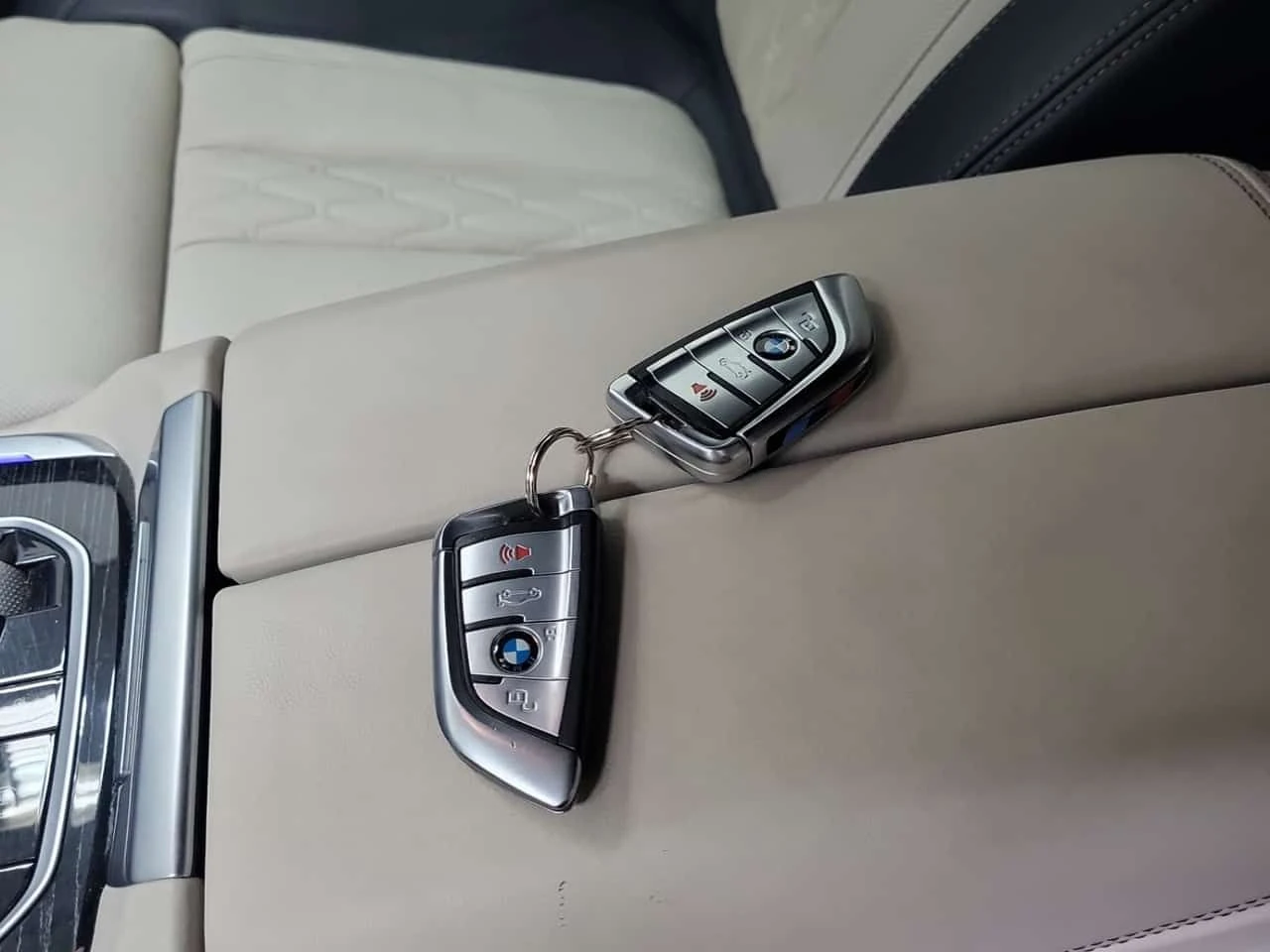 BMW X7 * XDRIVE40I * M SPORT * CARFAX * , снимка 13 - Автомобили и джипове - 55658754