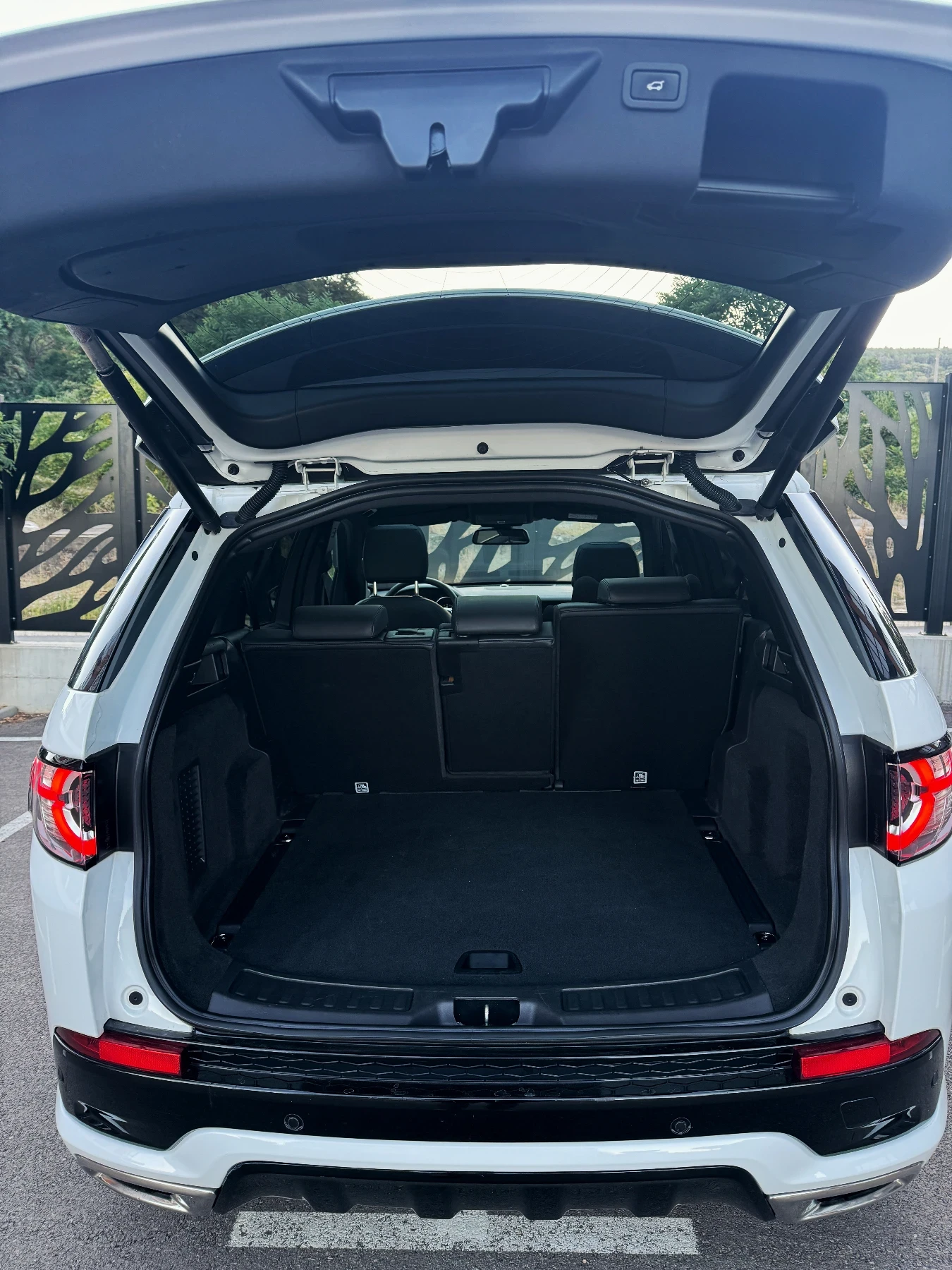 Land Rover Discovery Sport, снимка 12 - Автомобили и джипове - 56014882
