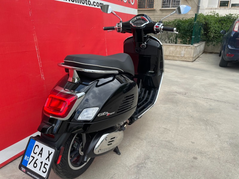 Vespa GTS 300 Super 2024, снимка 4 - Мотоциклети и мототехника - 46432881