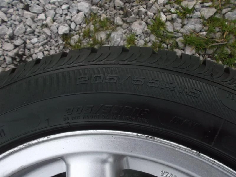 Гуми Летни 205/55R16, снимка 5 - Гуми и джанти - 21225071