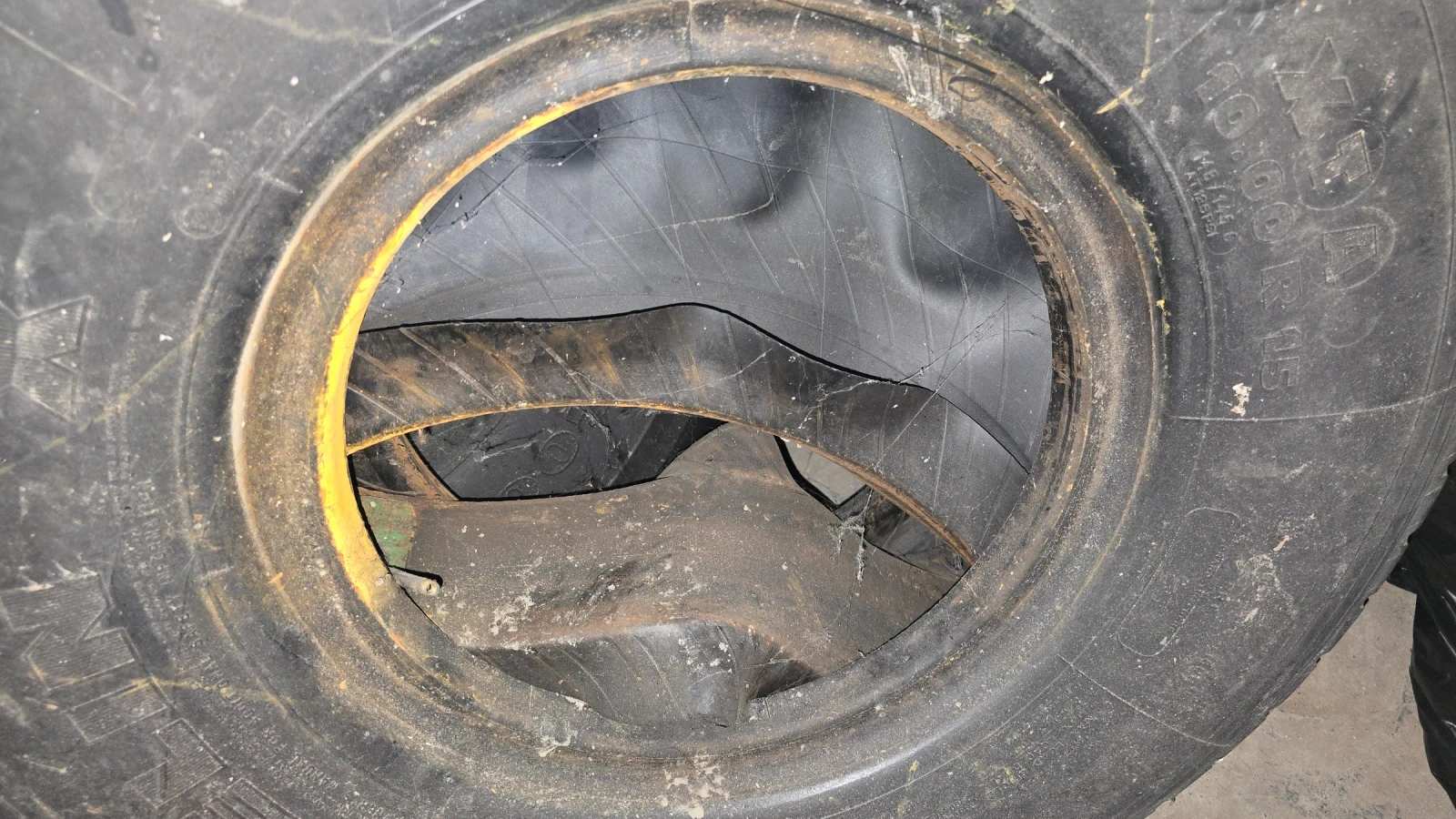 ���� 200/25R15 | Mobile.bg � ����������� 4