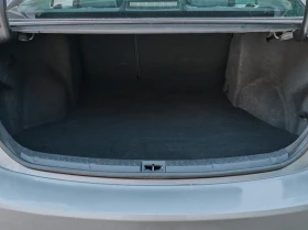 Toyota Avensis 1.6 VVT-i, снимка 15