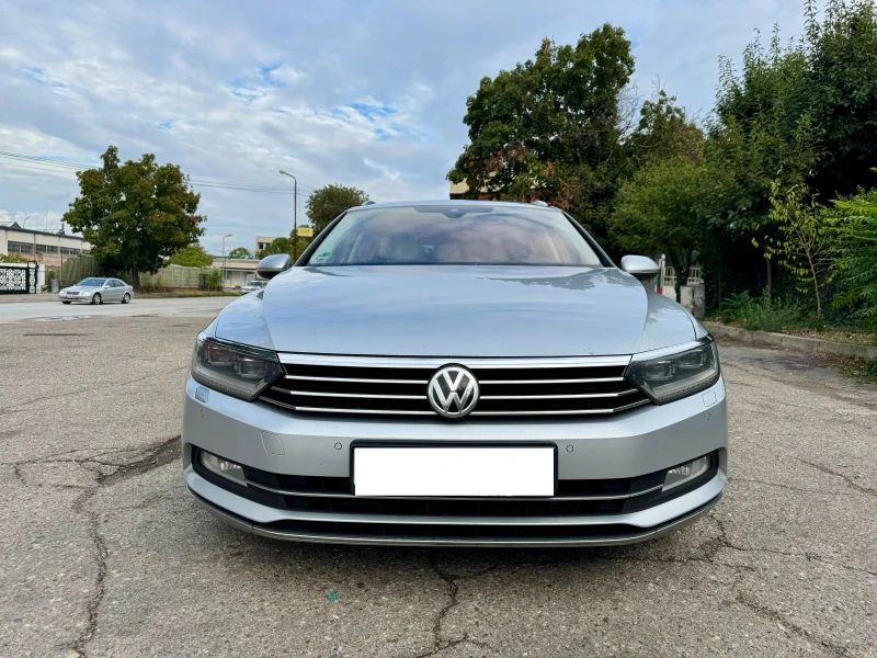 VW Passat 2.0TDI Digital Distronic Full, снимка 1 - Автомобили и джипове - 46909943