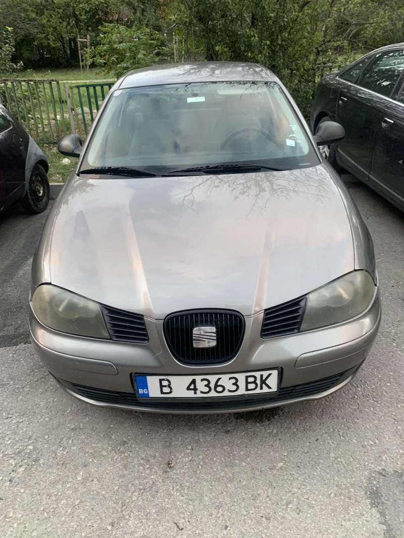 Seat Ibiza, снимка 1 - Автомобили и джипове - 47390714