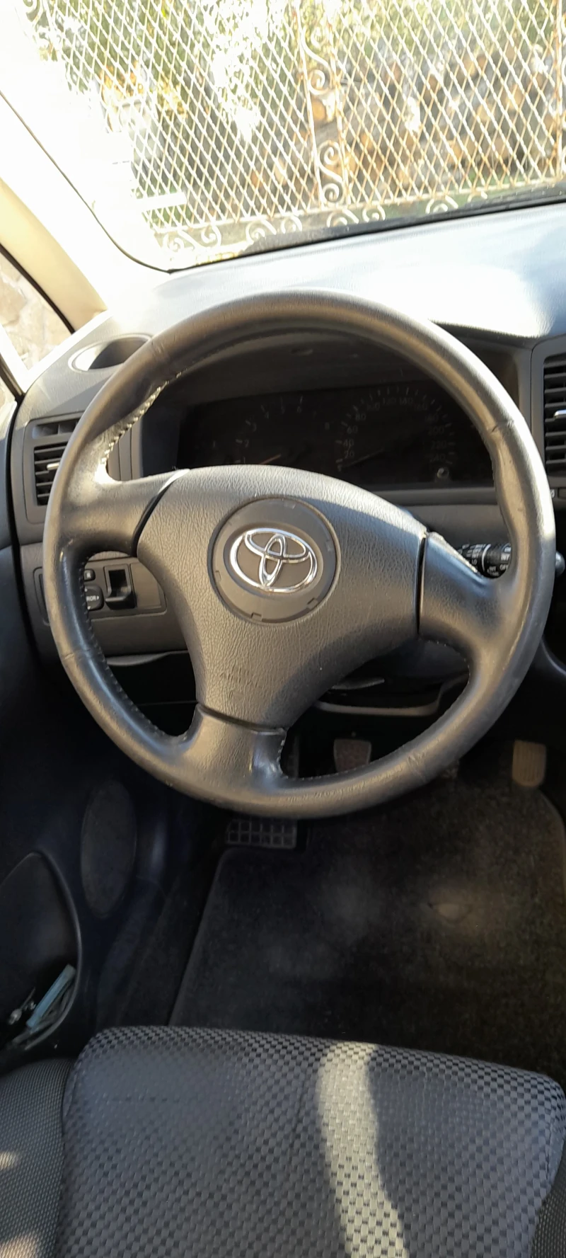 Toyota Corolla verso, снимка 8 - Автомобили и джипове - 47698716