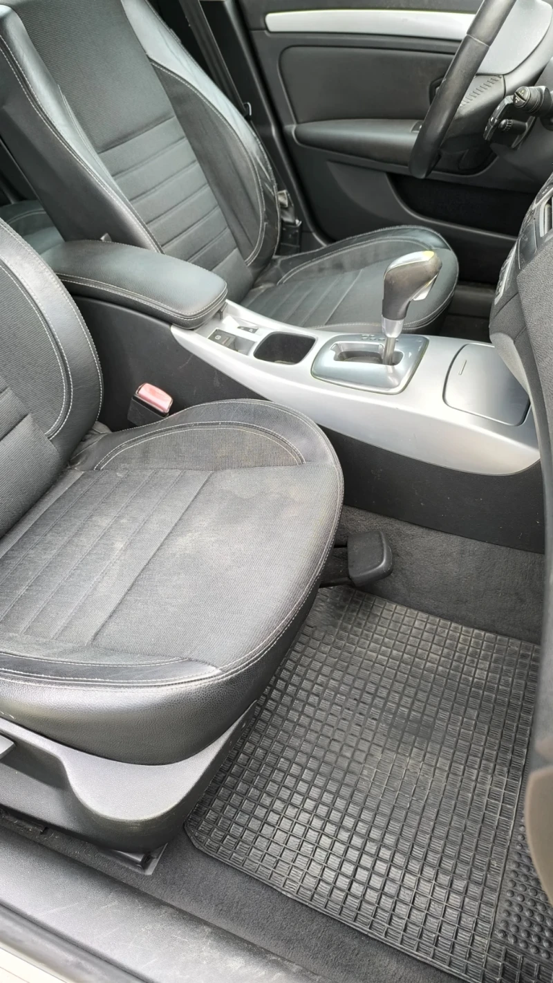 Renault Laguna 2.0dci, 150к.с. бартер за бус или баничарка, снимка 9 - Автомобили и джипове - 51400204