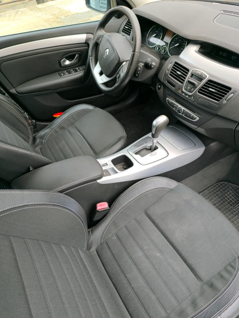 Renault Laguna 2.0dci, 150к.с. бартер за бус или баничарка, снимка 16 - Автомобили и джипове - 51400204