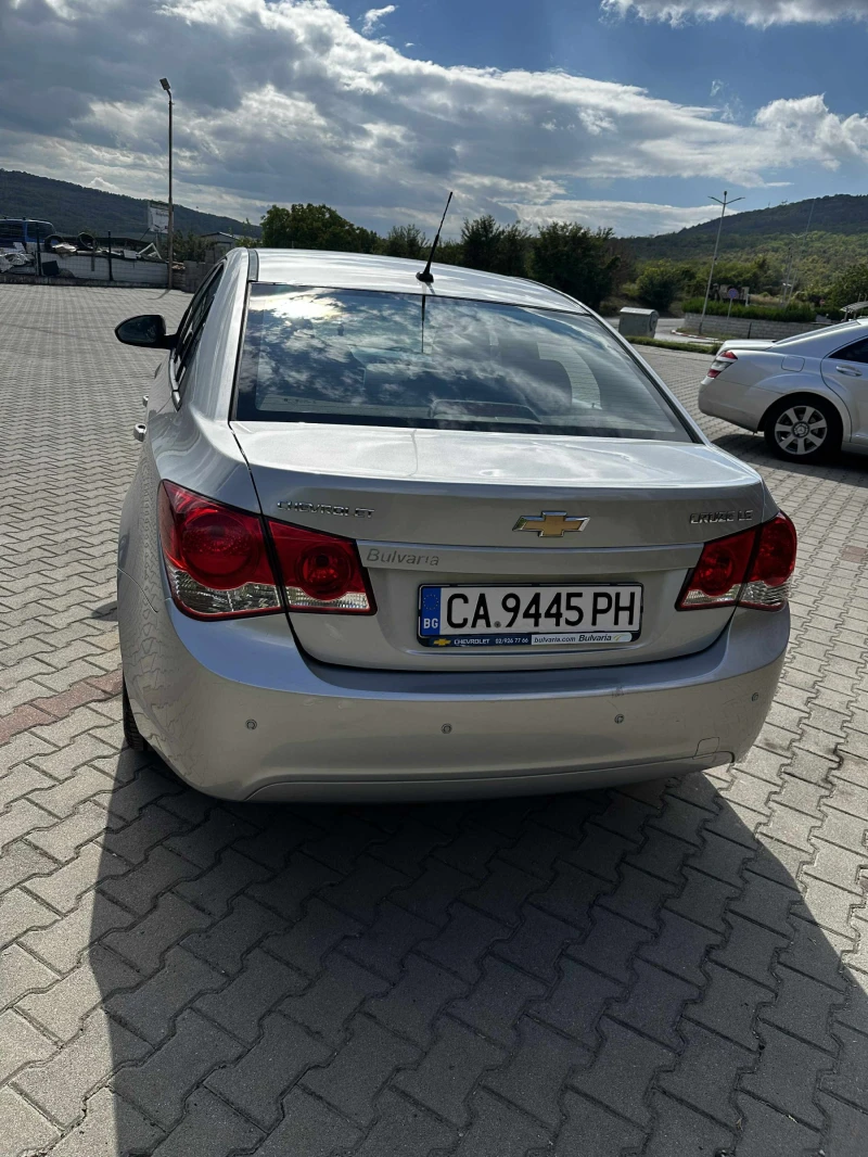 Chevrolet Cruze, снимка 5 - Автомобили и джипове - 51971337