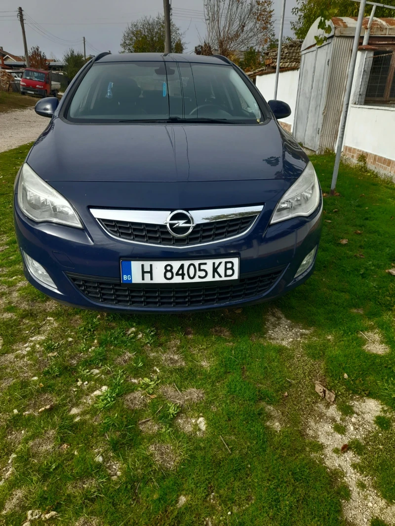 Opel Astra Sport Tourer, снимка 5 - Автомобили и джипове - 52190066