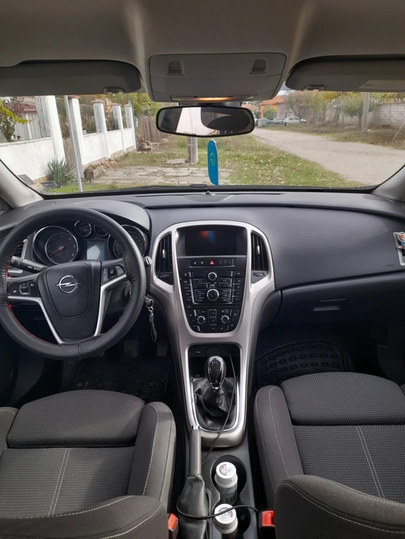 Opel Astra Sport Tourer, снимка 7 - Автомобили и джипове - 52190066