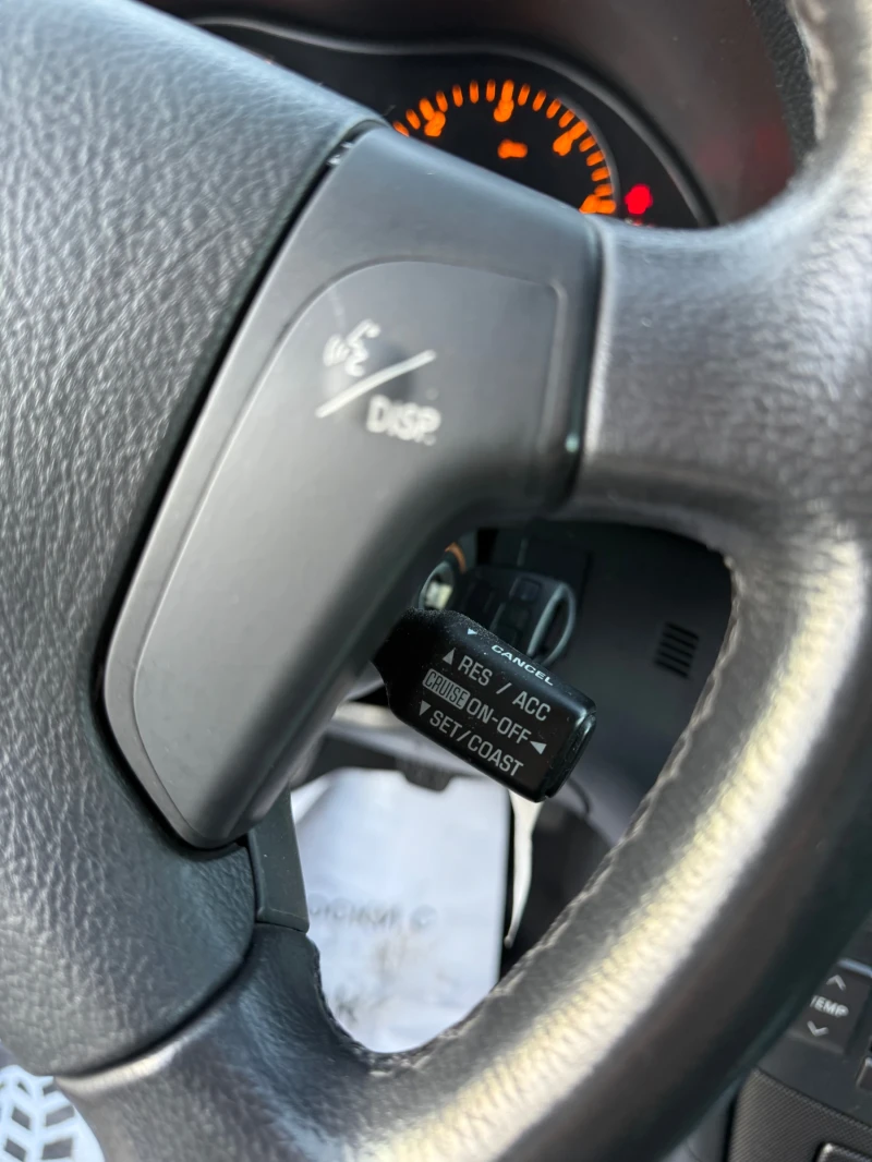 Toyota Avensis 2.2D * Круиз Контрол *  ТОП СЪСТОЯНИЕ* , снимка 14 - Автомобили и джипове - 52257728