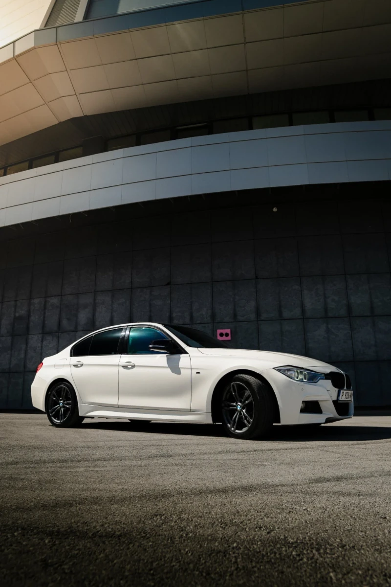 BMW 330 Head Up - H&K, снимка 6 - Автомобили и джипове - 52569873