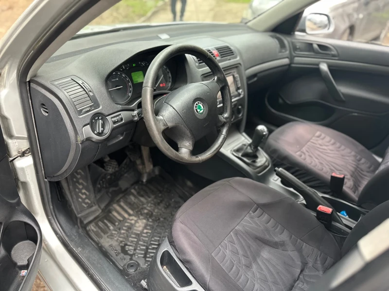 Skoda Octavia 1.9TDI 105hp, снимка 11 - Автомобили и джипове - 52712781