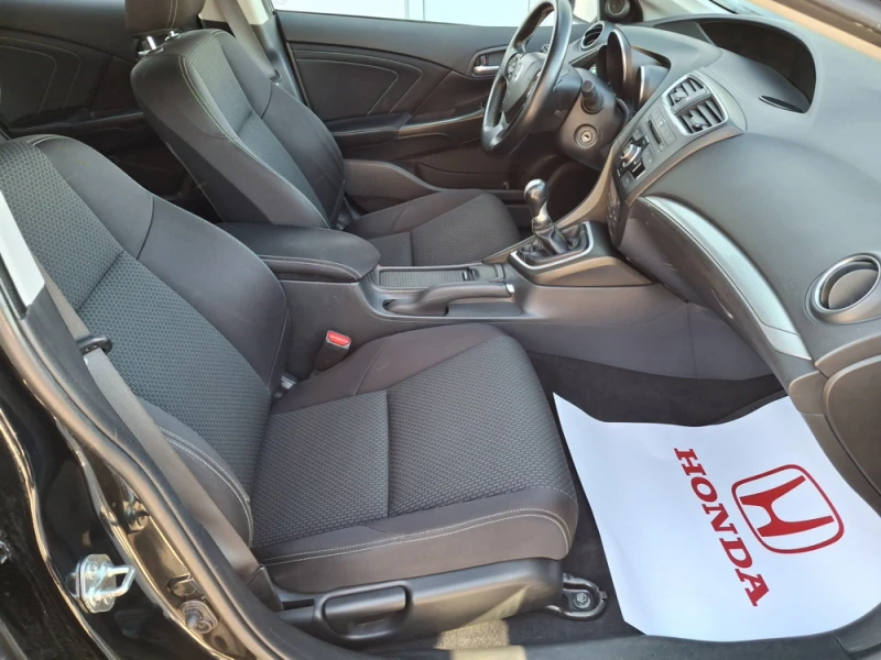 Honda Civic 1.6 i-DTEC Sport MT, снимка 14 - Автомобили и джипове - 52848219
