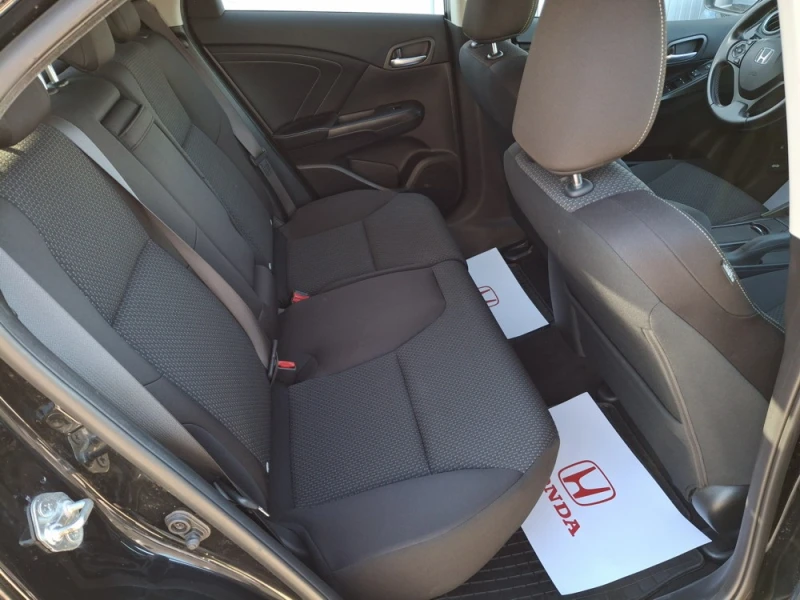 Honda Civic 1.6 i-DTEC Sport MT, снимка 17 - Автомобили и джипове - 52848219