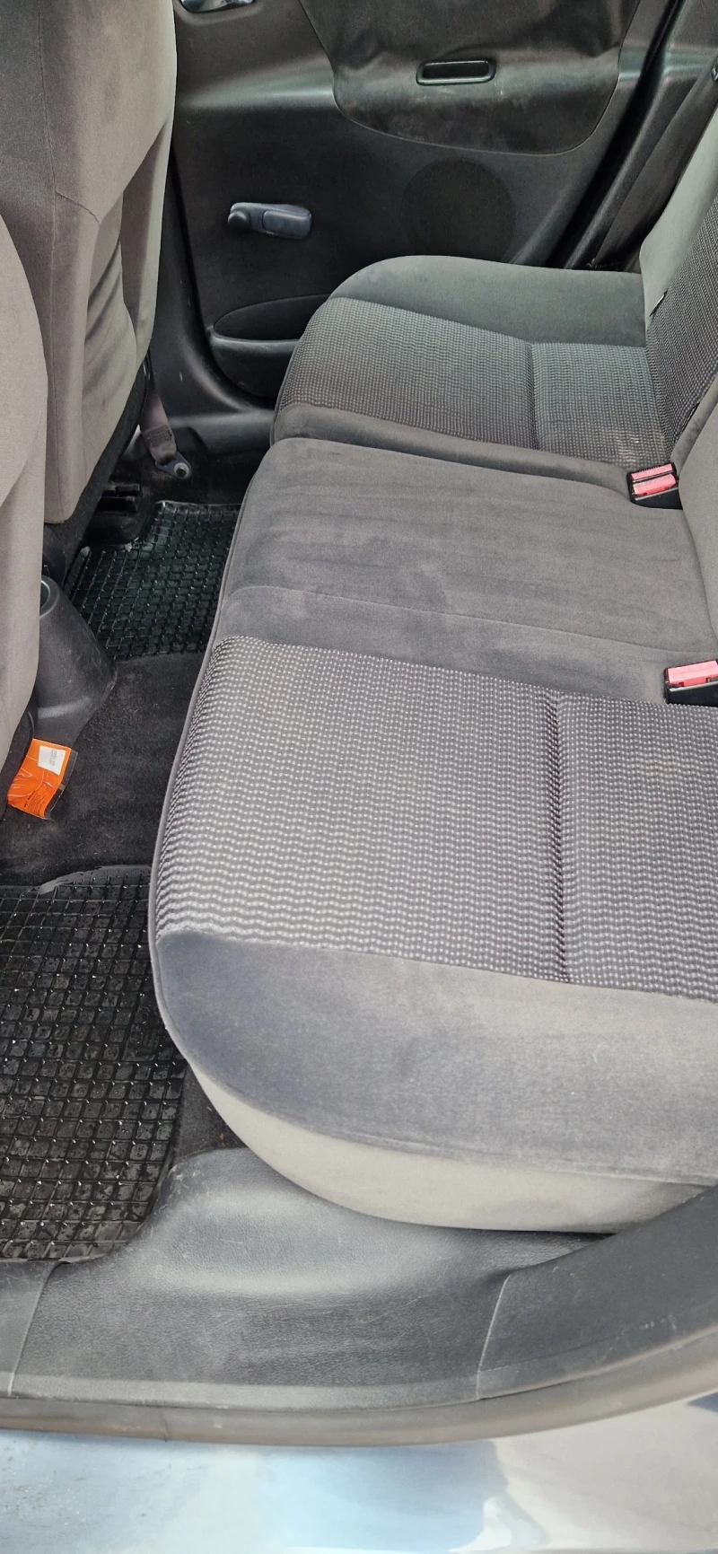 Peugeot 207 1.4i, снимка 11 - Автомобили и джипове - 52859285