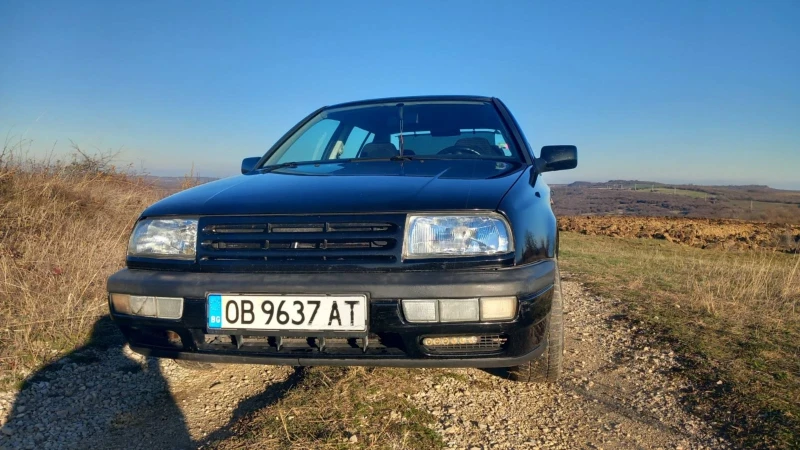 VW Vento, снимка 5 - Автомобили и джипове - 52877860
