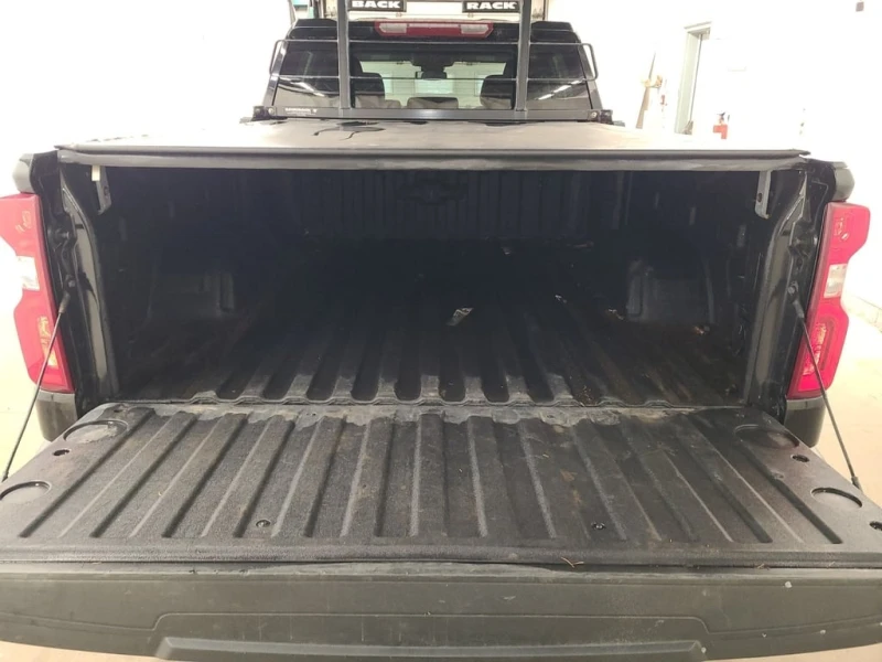 Chevrolet Silverado * RST CREW CAB STD BED * CARFAX * Без инциденти * , снимка 13 - Автомобили и джипове - 53439610