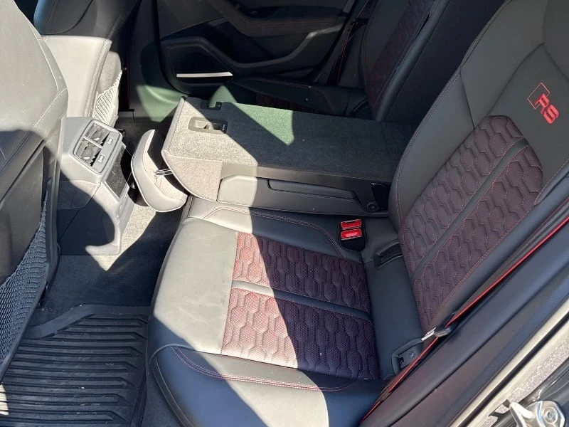 Audi Rs6 * performance * CARFAX * БЕЗ ПЪРВОНАЧАЛНА ВНОСКА, снимка 12 - Автомобили и джипове - 52673964