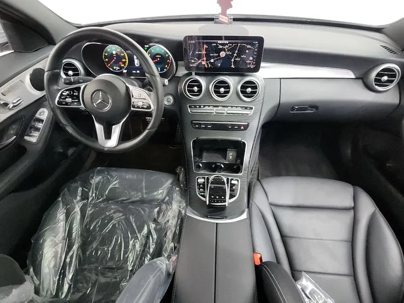 Mercedes-Benz C 200 W205  Amg Line, снимка 13 - Автомобили и джипове - 56293361