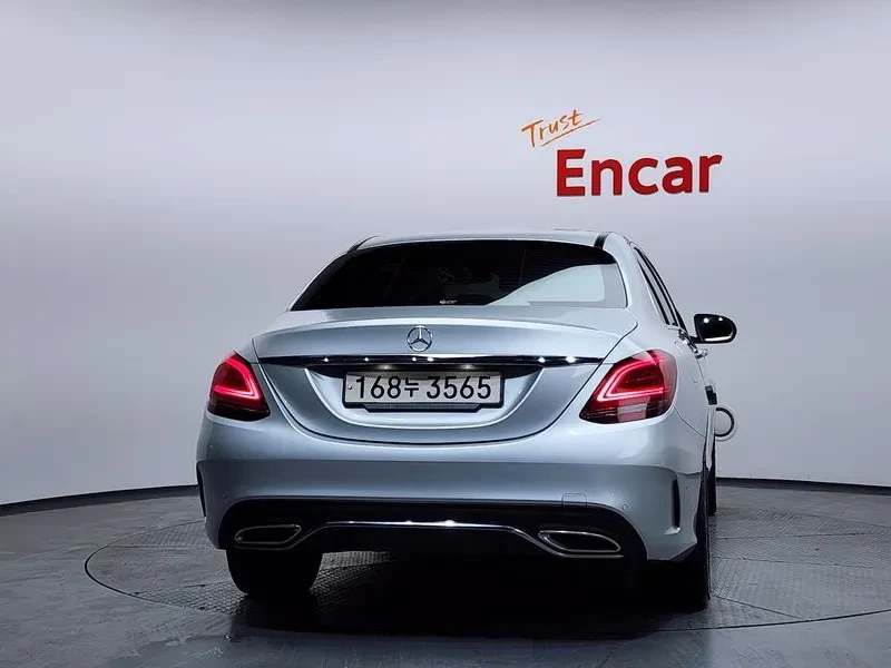 Mercedes-Benz C 200 W205  Amg Line, снимка 7 - Автомобили и джипове - 56293361