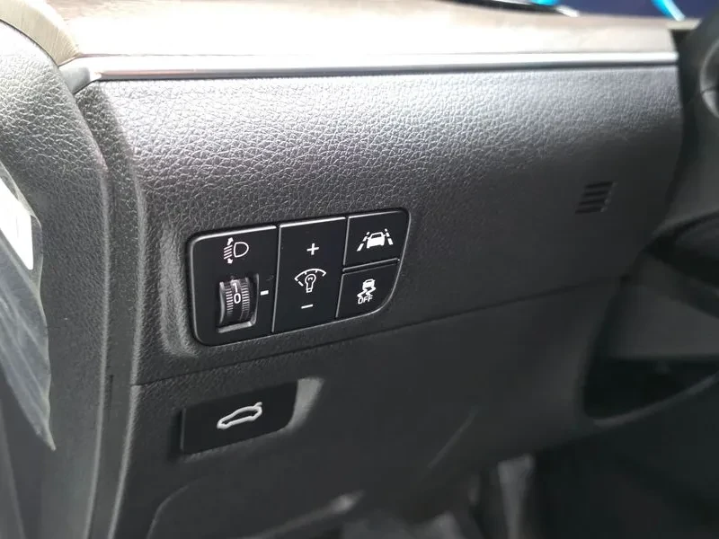 Kia K5 3Rd Generation 2.0 Noblesse, снимка 13 - Автомобили и джипове - 56354389