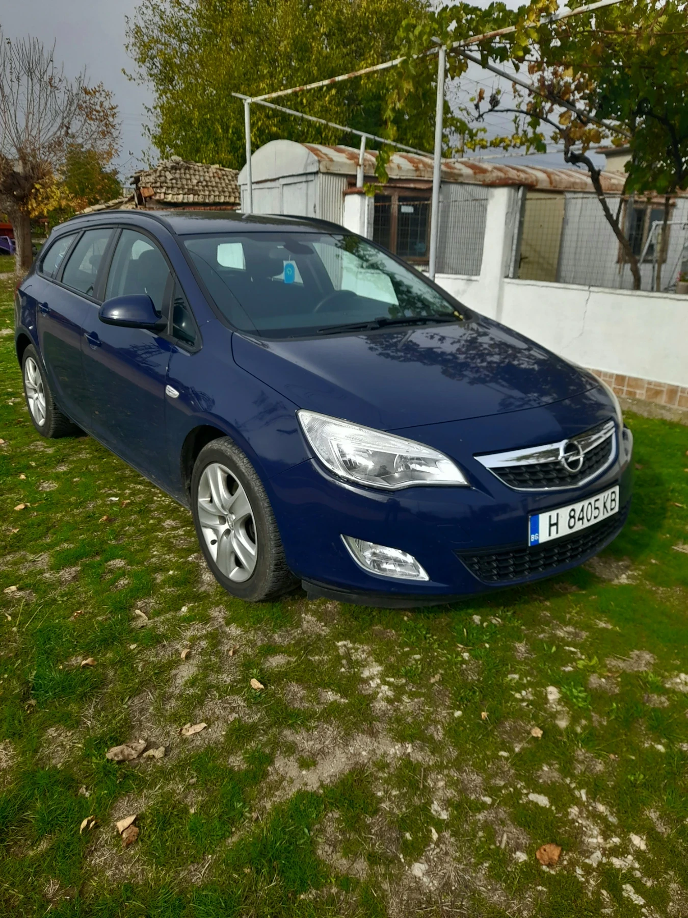 Opel Astra Sport Tourer, снимка 1