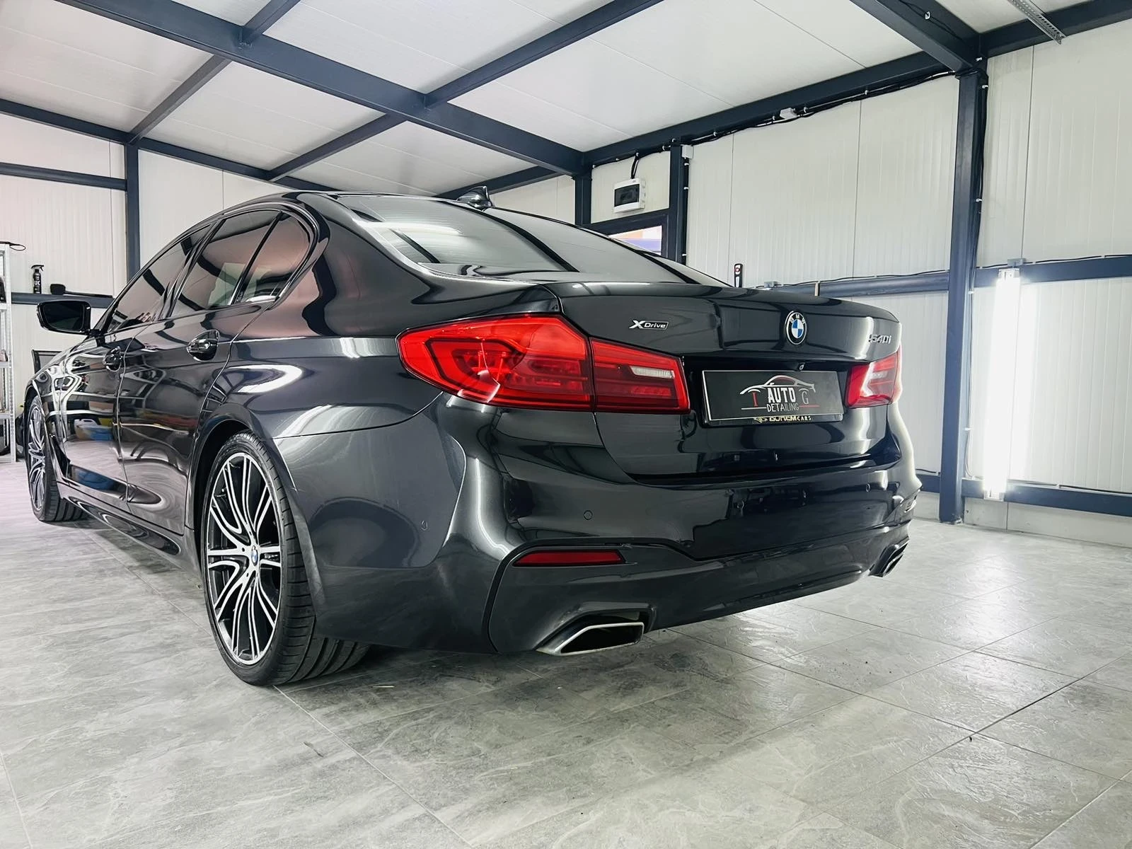 BMW 540  - изображение 10