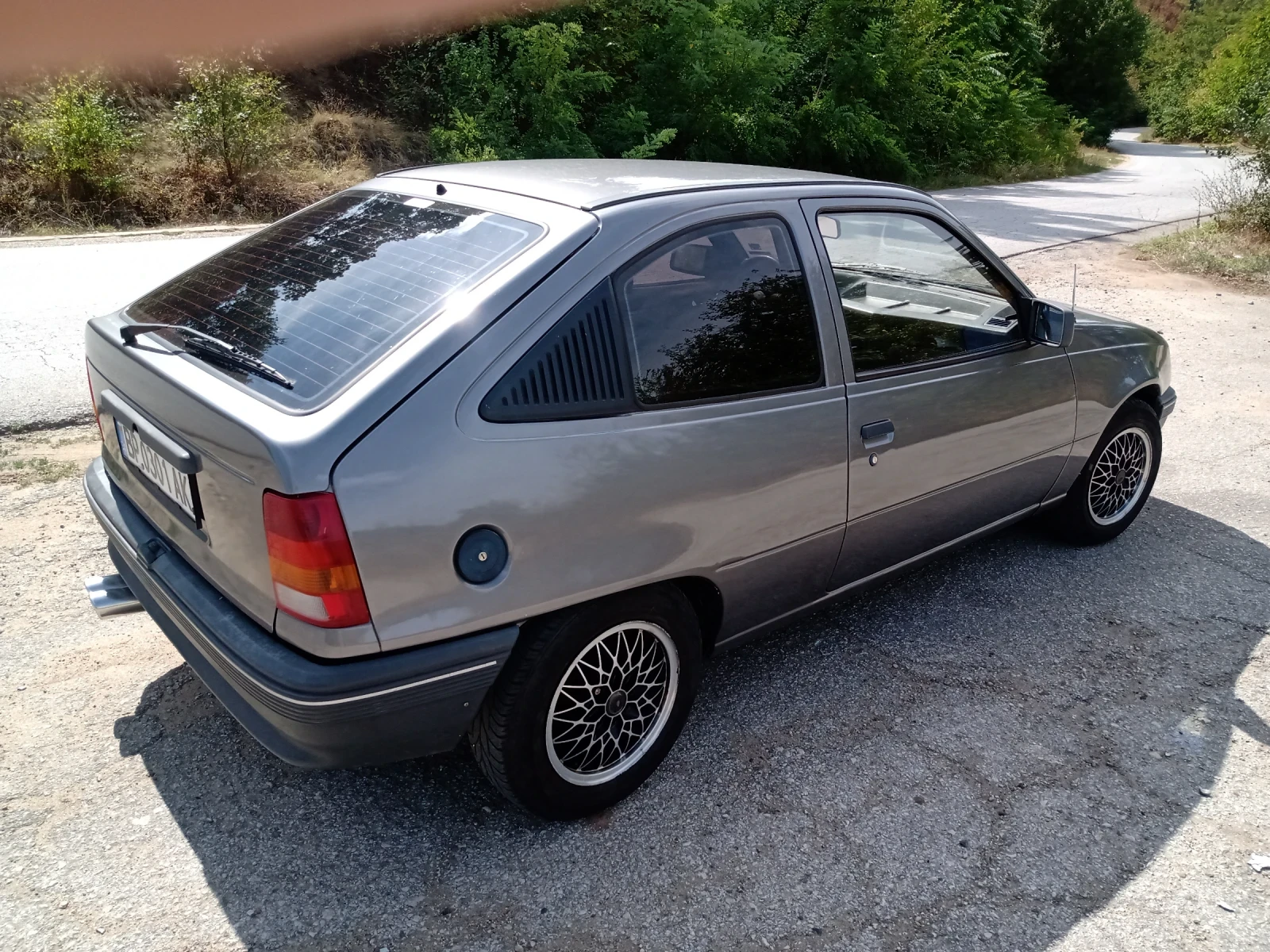 Opel Kadett Е 1.4 60кс - изображение 4