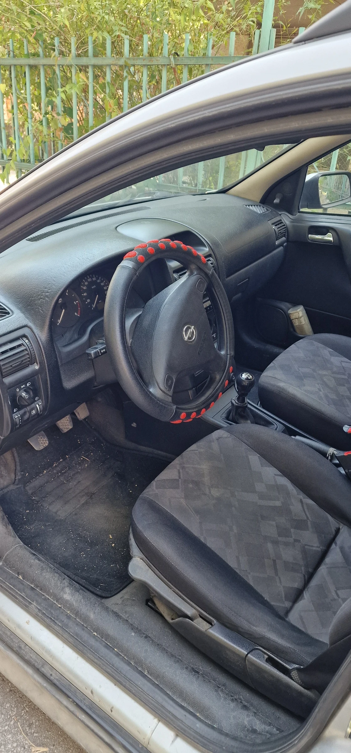 Opel Astra Комби - изображение 5