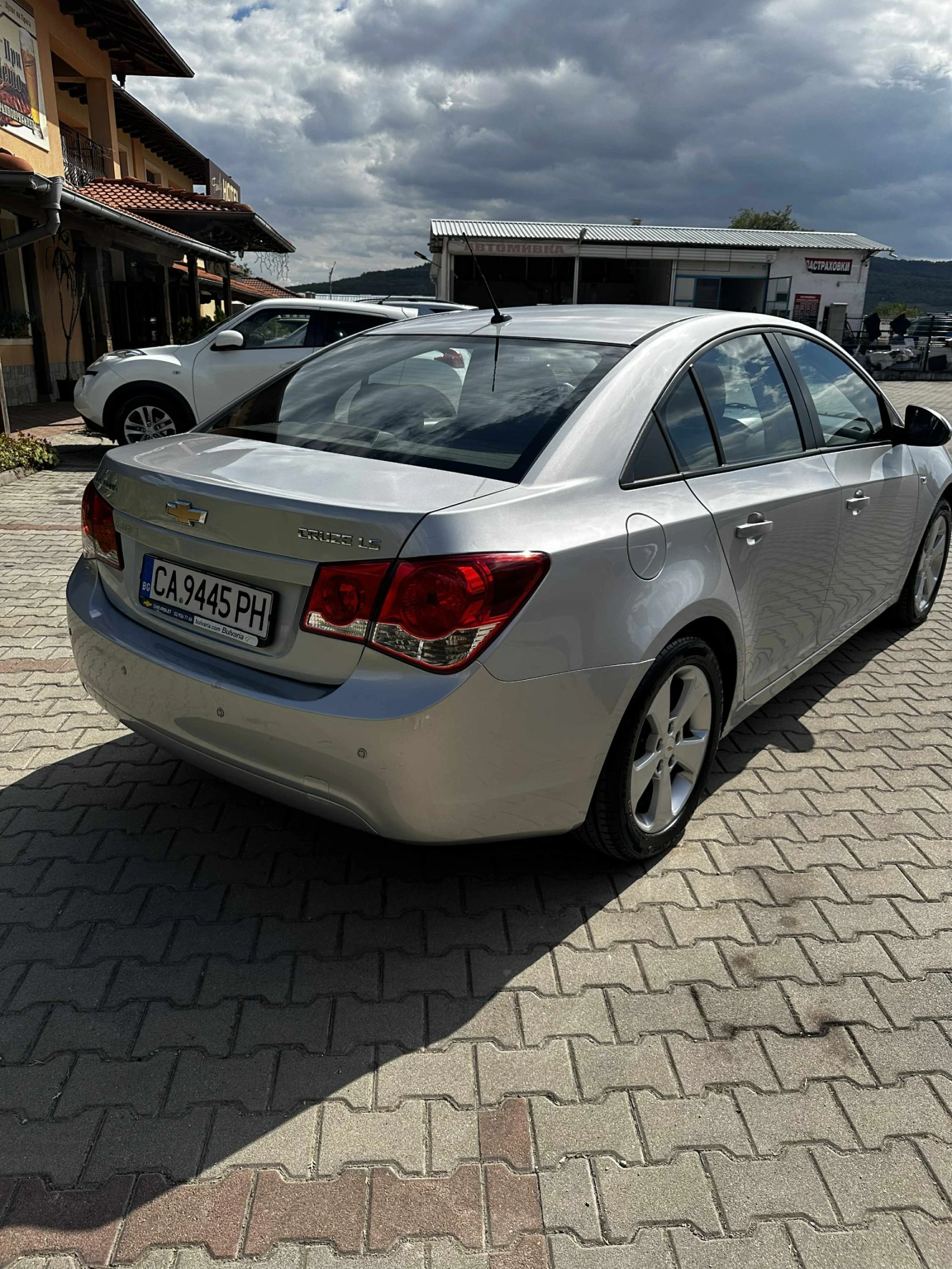 Chevrolet Cruze  - изображение 4