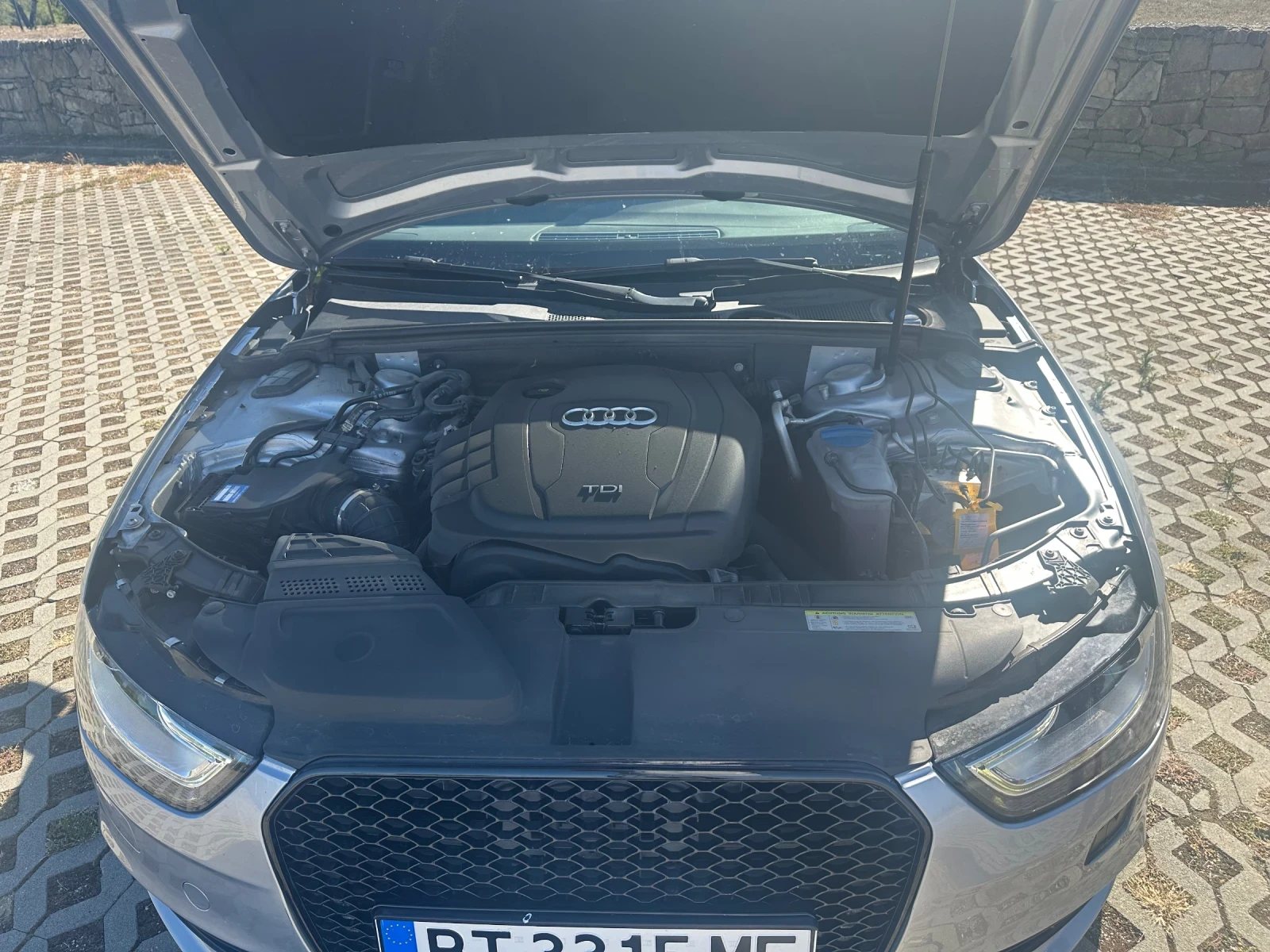 Audi A4 B8 - изображение 8