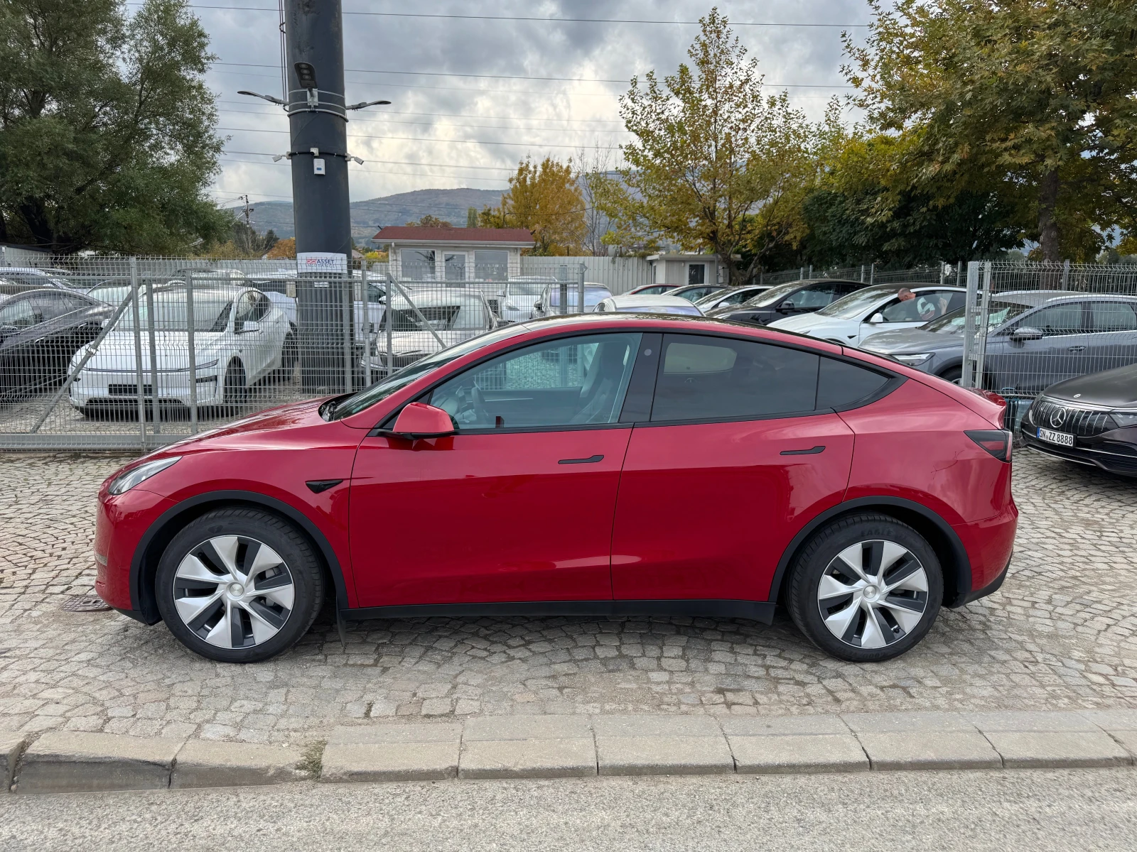 Tesla Model Y Model Y LR DUAL MOTOR - изображение 4