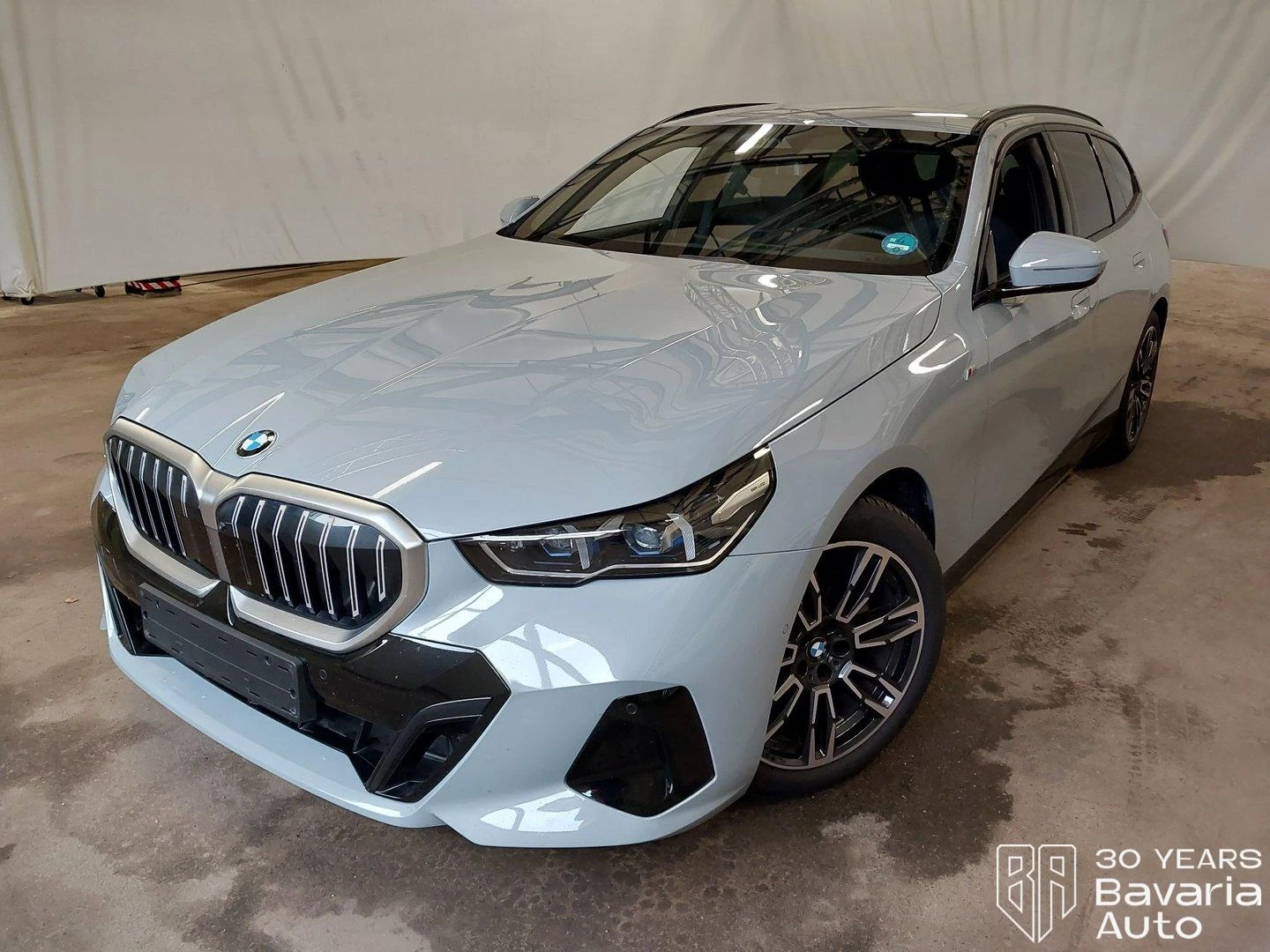 BMW 520 i Touring M Sport Paket Steptronic | Mobile.bg   1