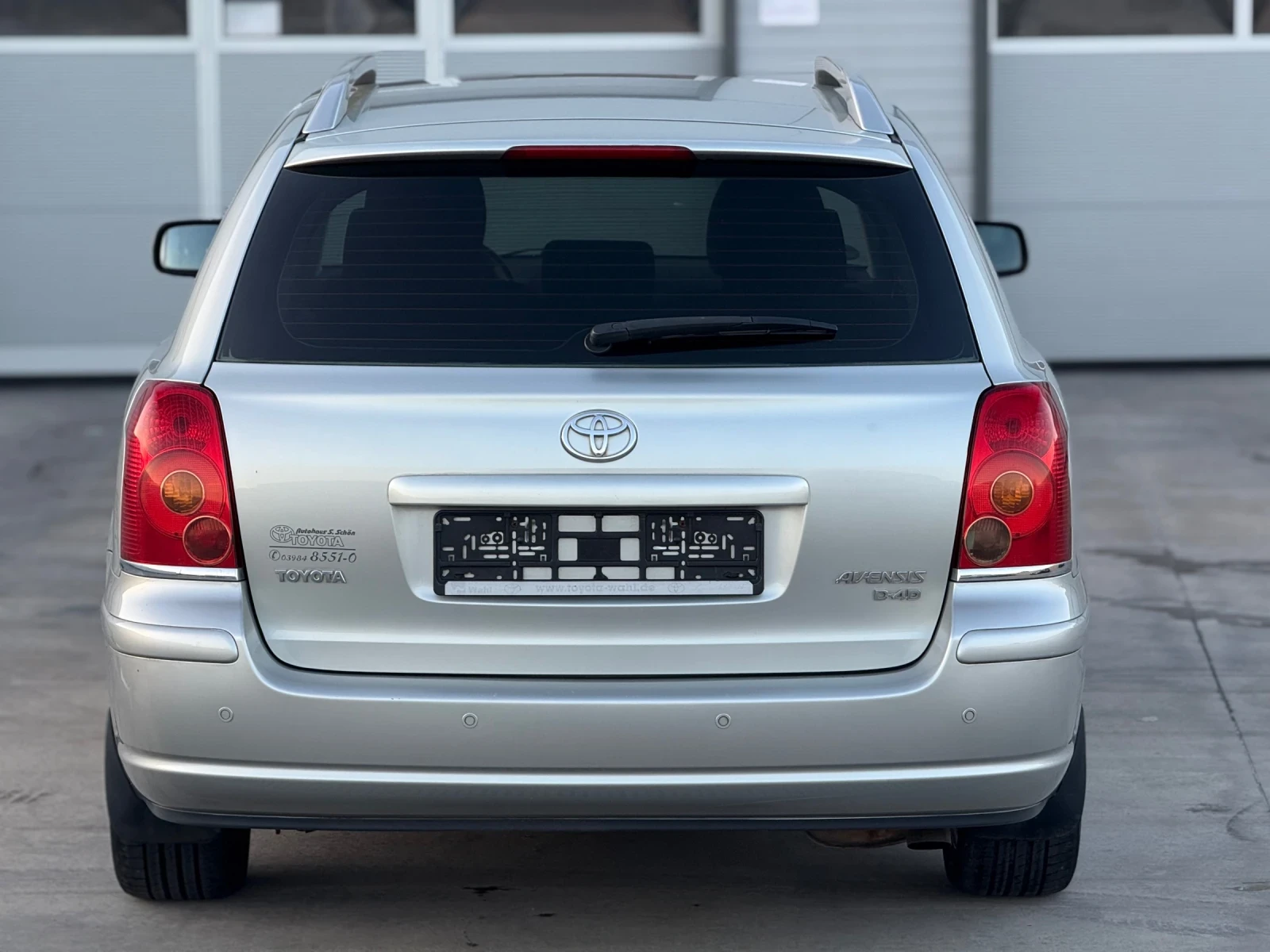 Toyota Avensis 2.2D *   *   *  | Mobile.bg   4