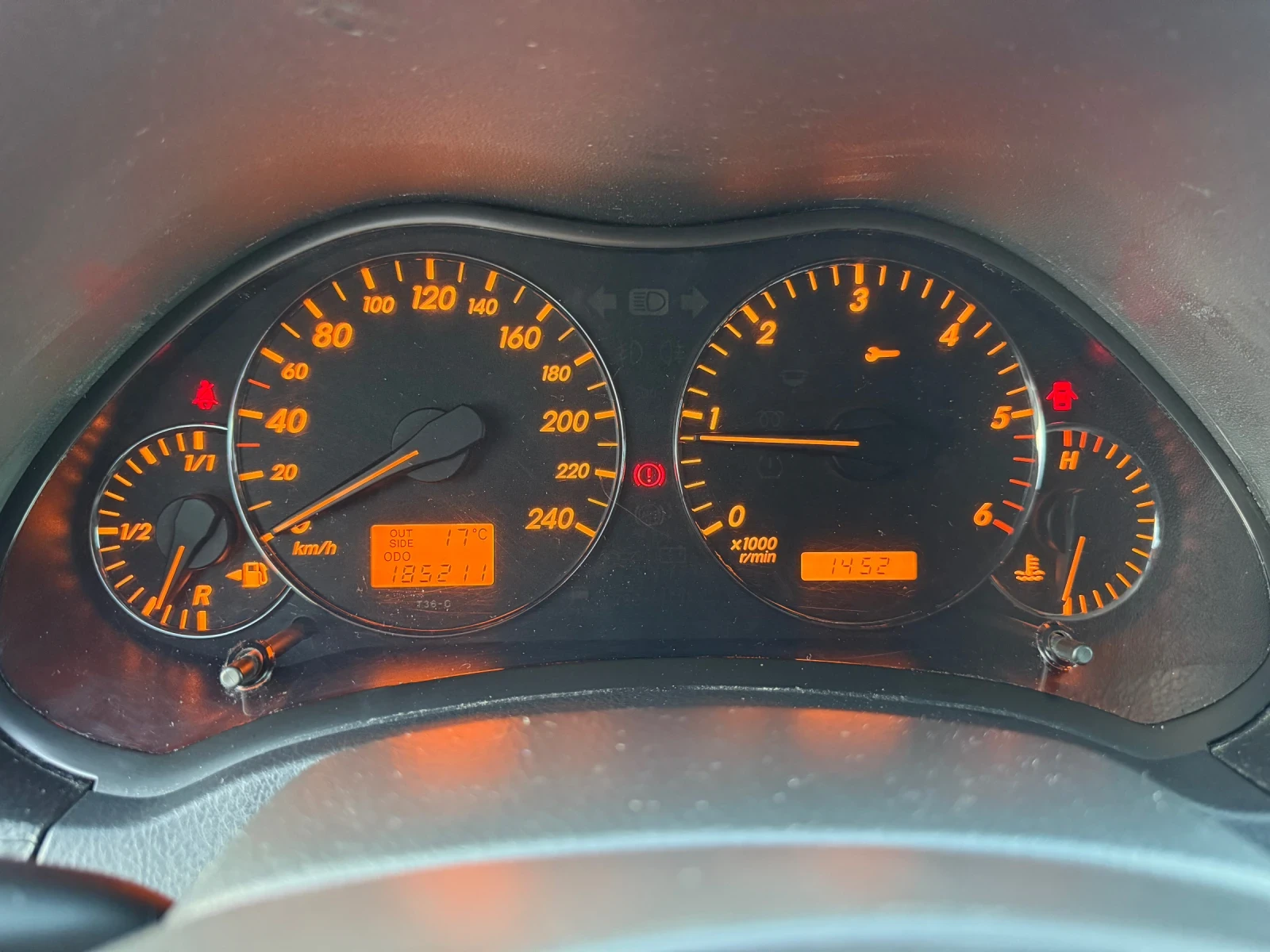 Toyota Avensis 2.2D *   *   *  | Mobile.bg   12