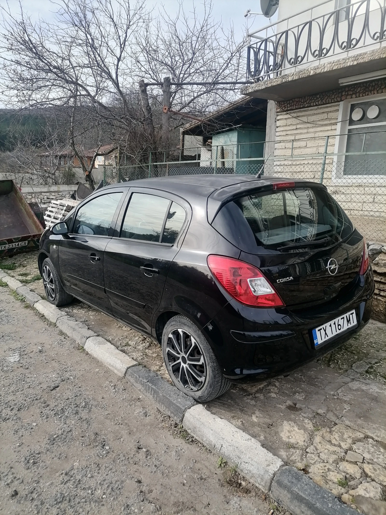 Opel Corsa d - изображение 2
