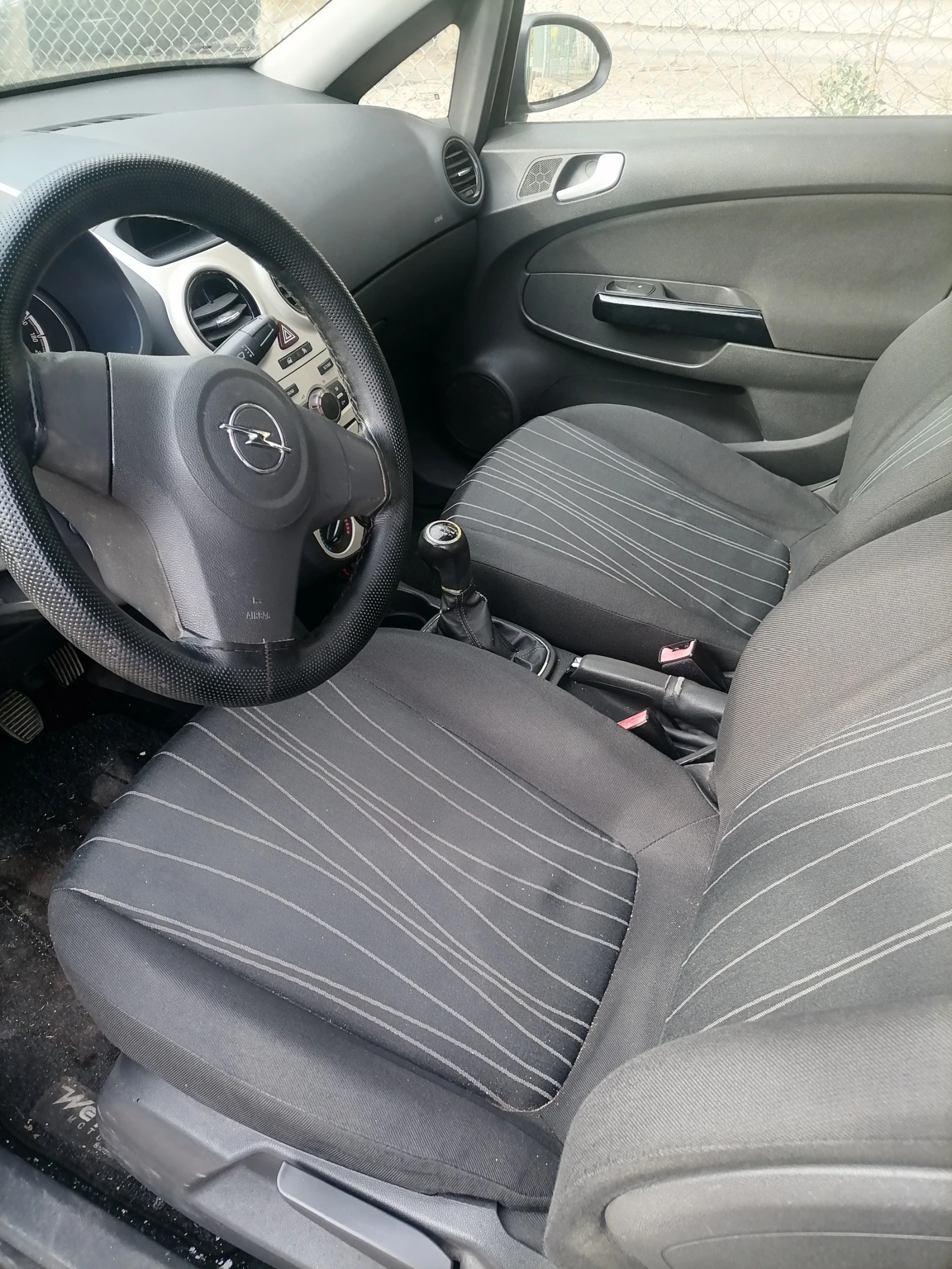 Opel Corsa d - изображение 3