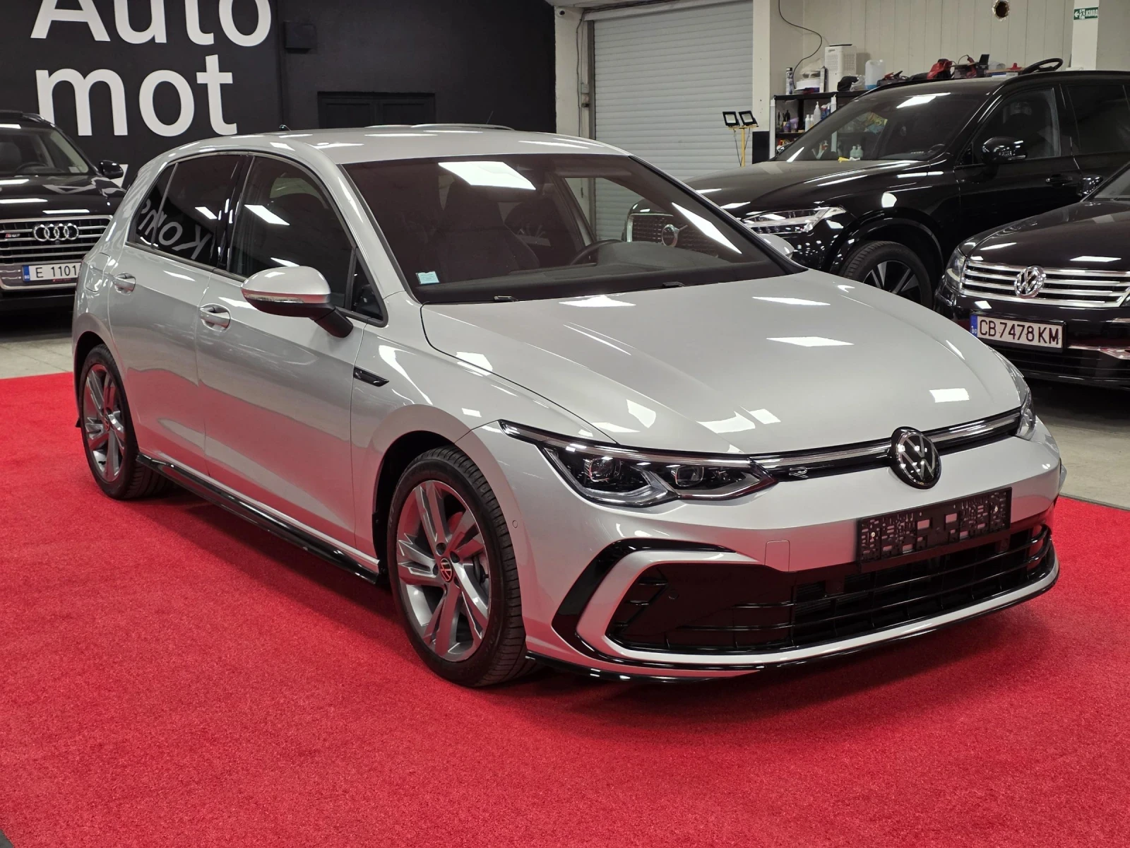 VW Golf 1.5 eTSI | DSG | R-line | 48000 km, снимка 2 - Автомобили и джипове - 53830059