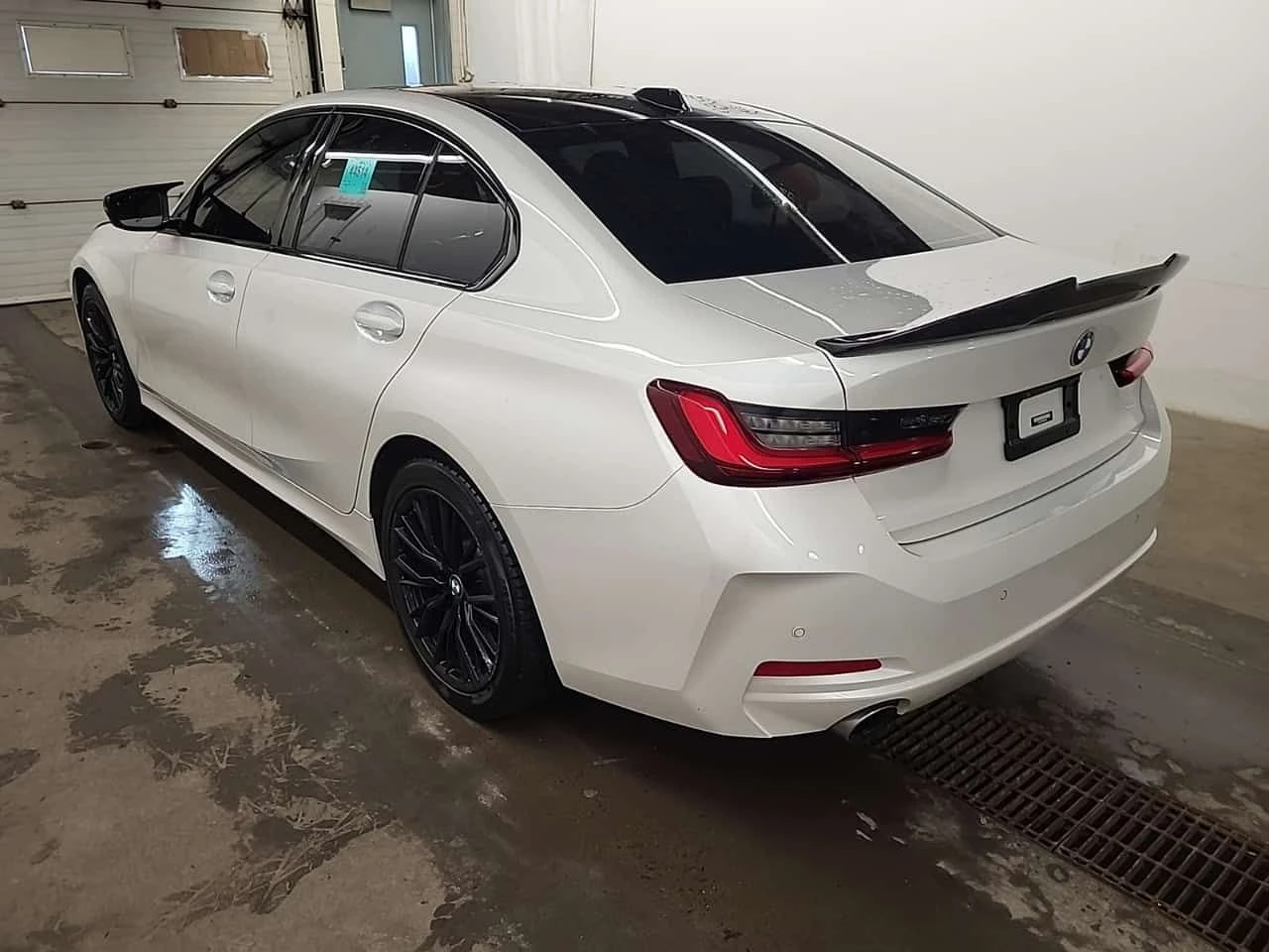 BMW 330 * 330I XDRIVE * CARFAX * ���� �� �� | Mobile.bg � ����������� 4