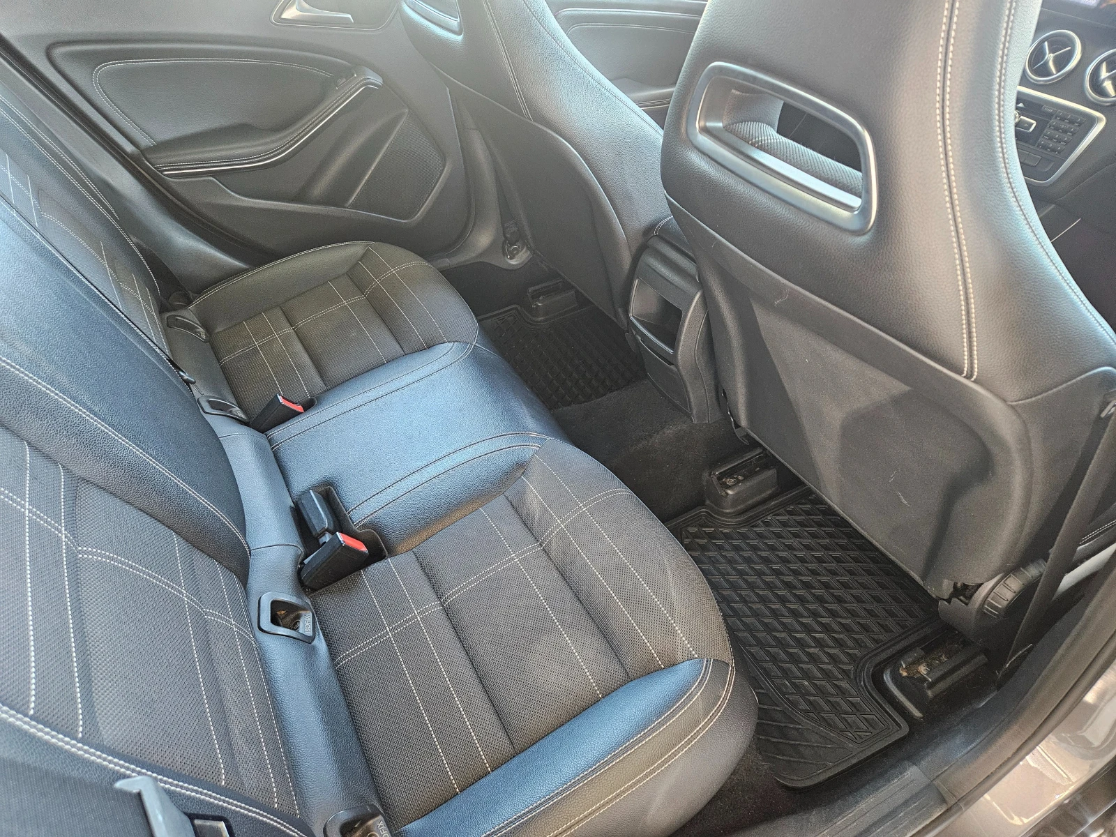 Mercedes-Benz A 180, снимка 10 - Автомобили и джипове - 54529997