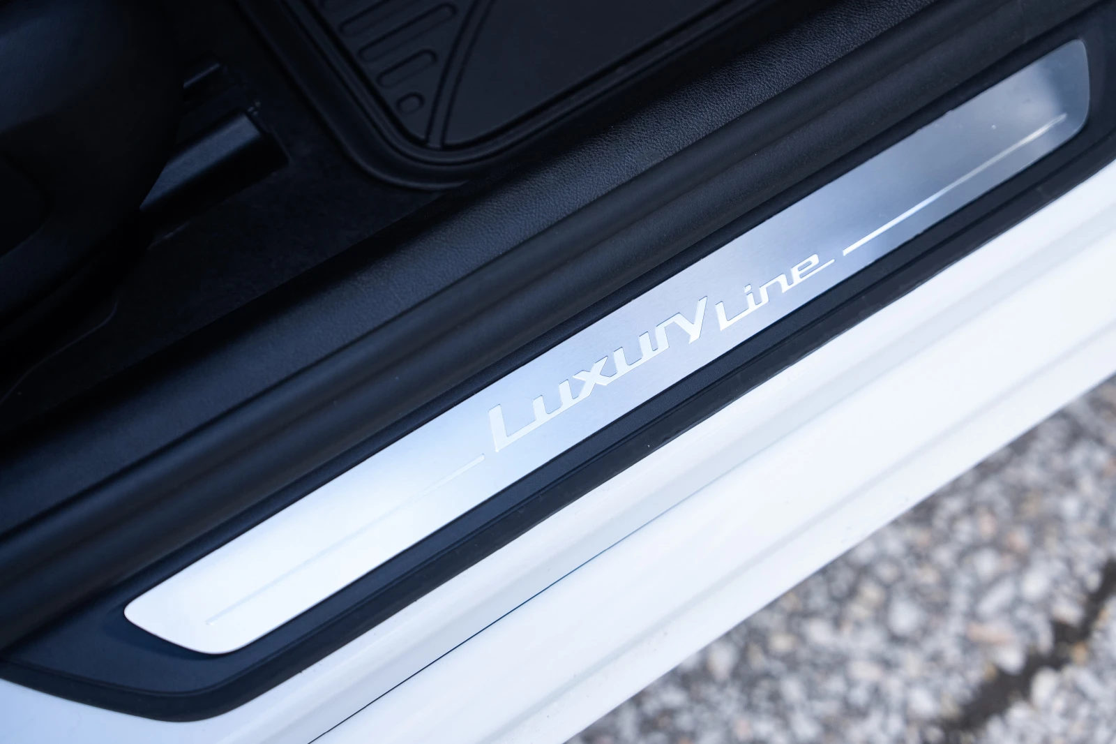 BMW 530 i, снимка 16 - Автомобили и джипове - 54550537