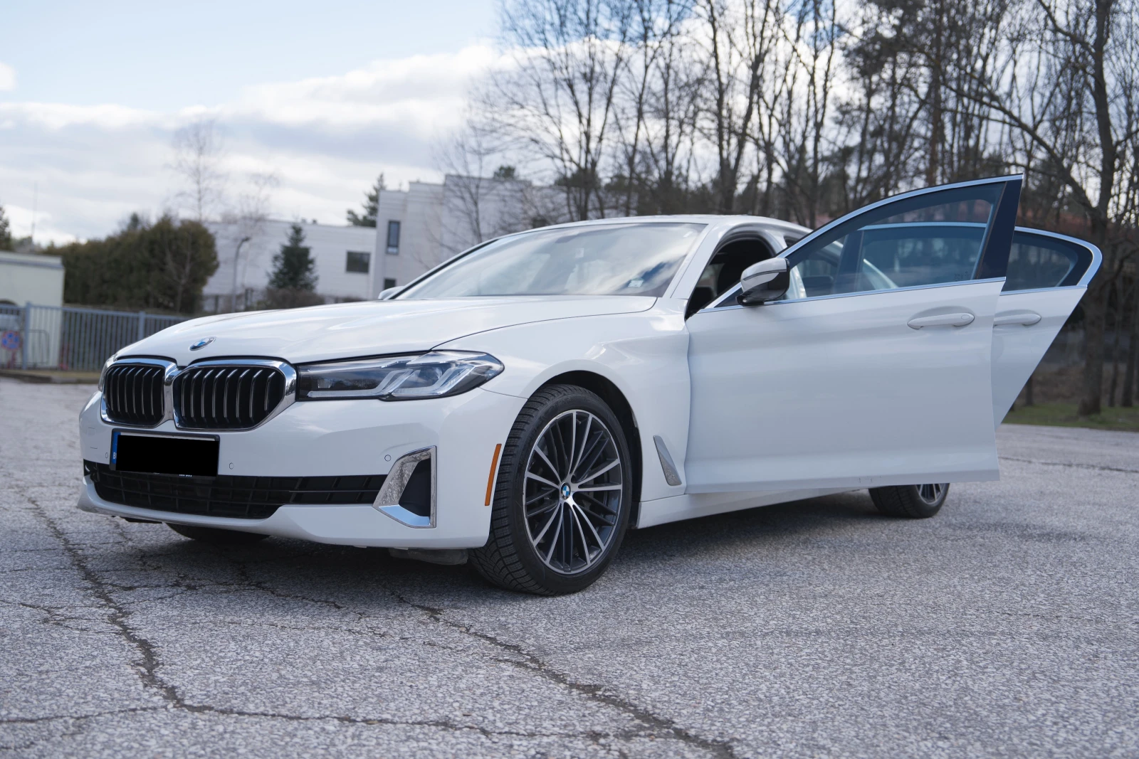 BMW 530 i, снимка 3 - Автомобили и джипове - 54550537