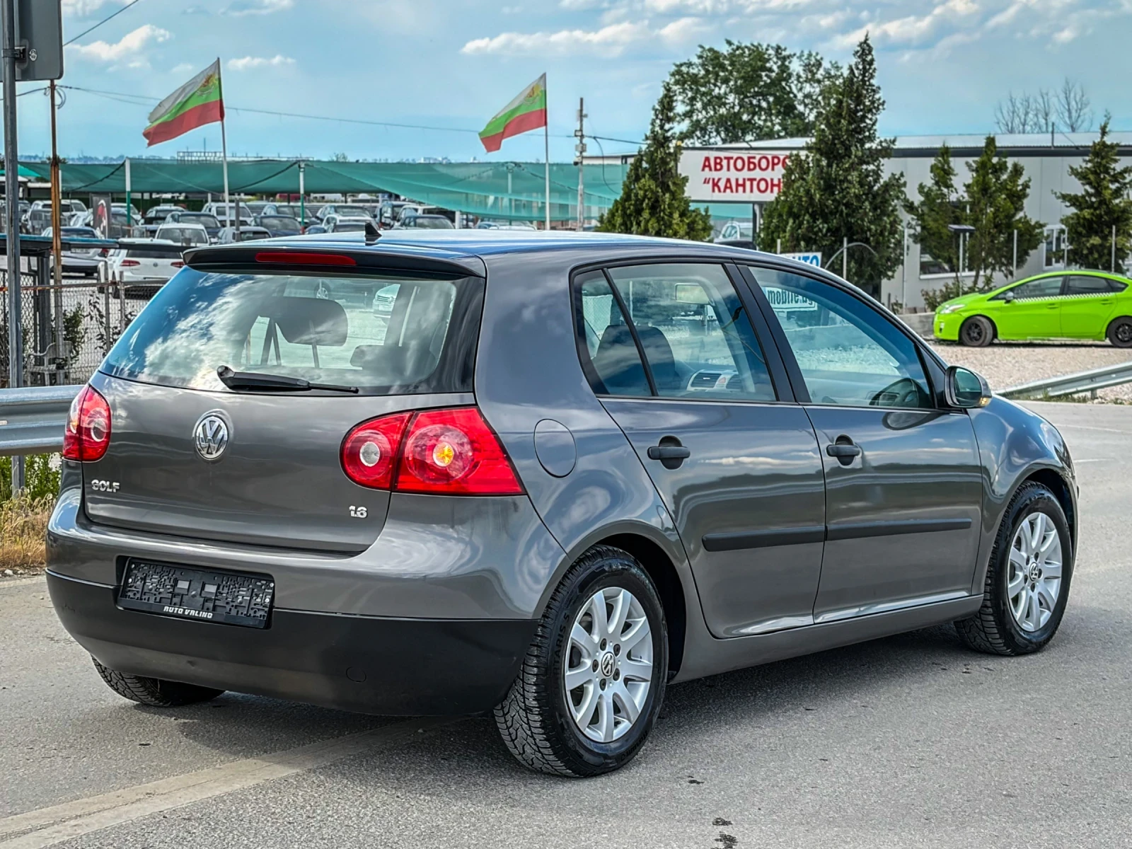 VW Golf 1.6::ФАБРИЧНА ГАЗ::ИТАЛИЯ, снимка 4 - Автомобили и джипове - 54567689